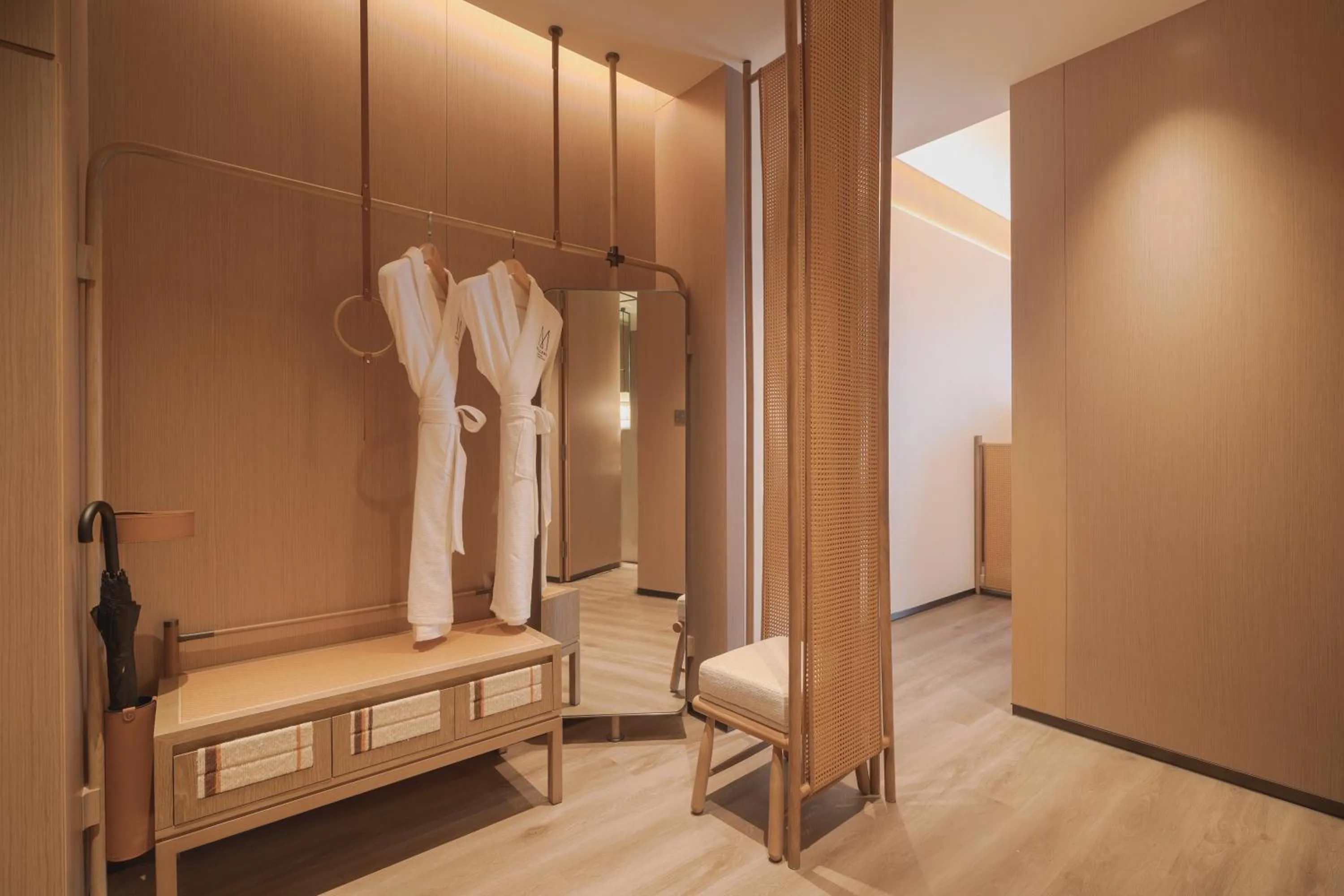 wardrobe in Chengdu Expo Waterfall Hotel - MGallery Collection