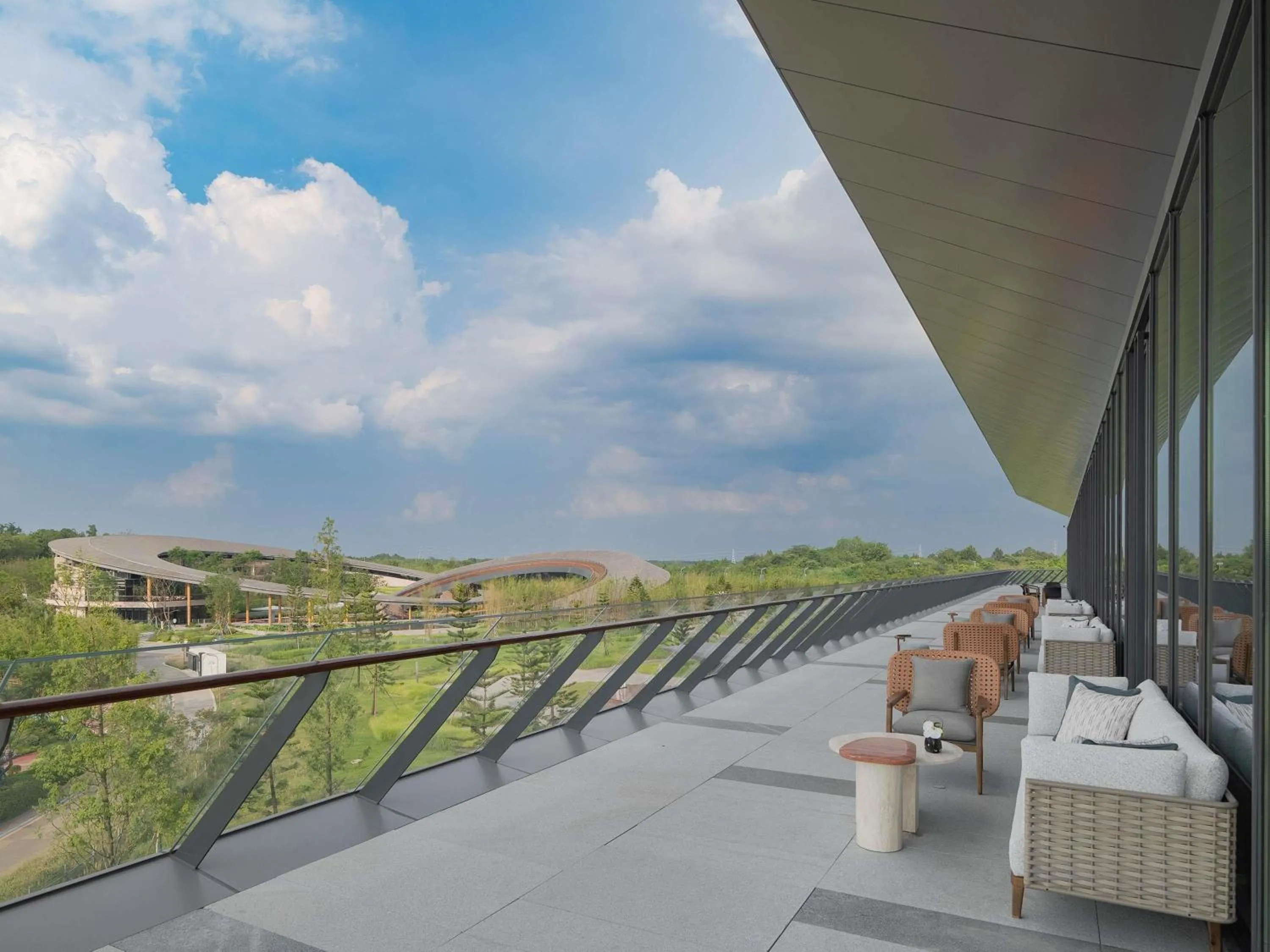 Restaurant/places to eat in Chengdu Expo Waterfall Hotel - MGallery Collection