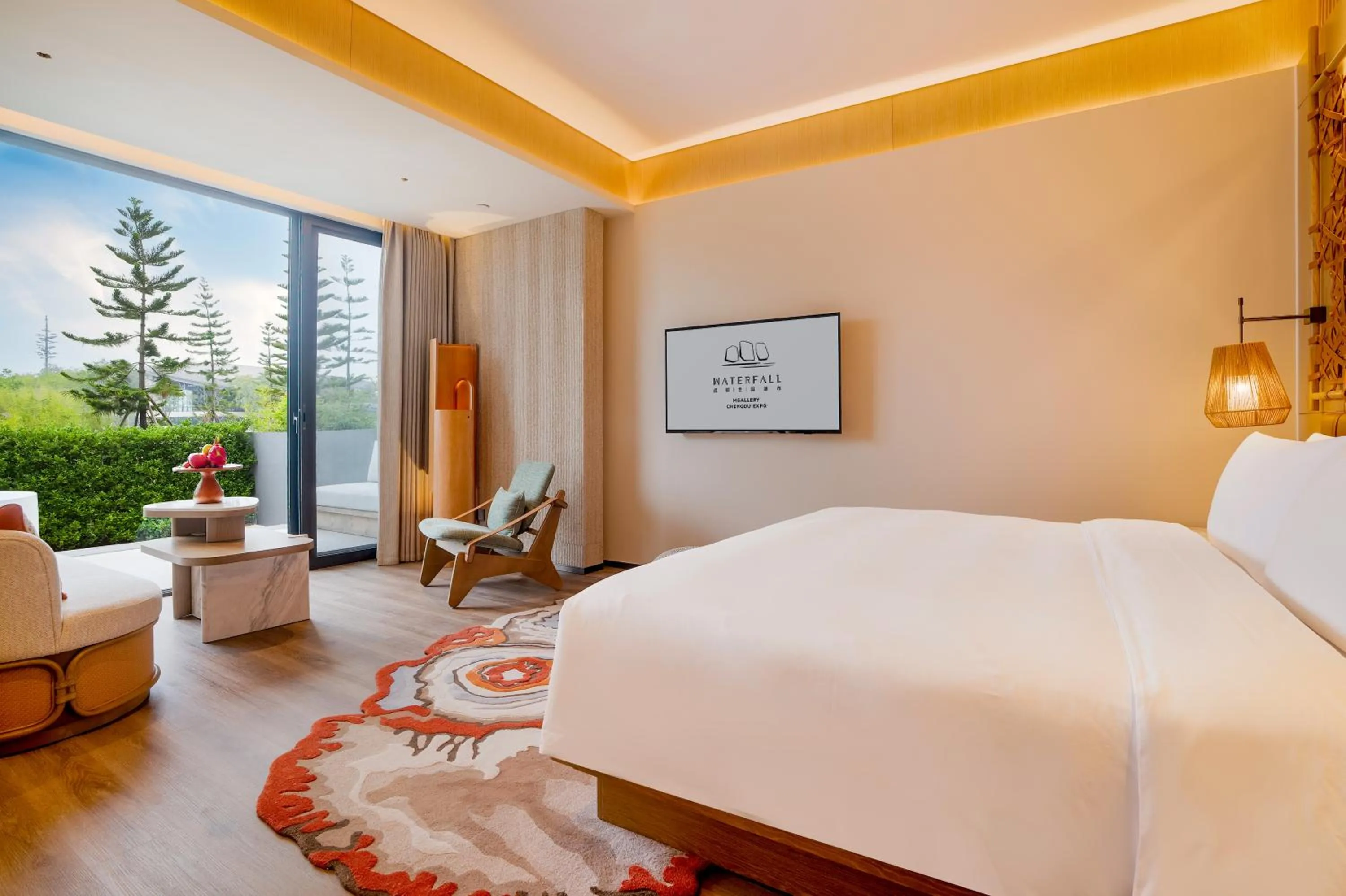 Bedroom, Bed in Chengdu Expo Waterfall Hotel - MGallery Collection