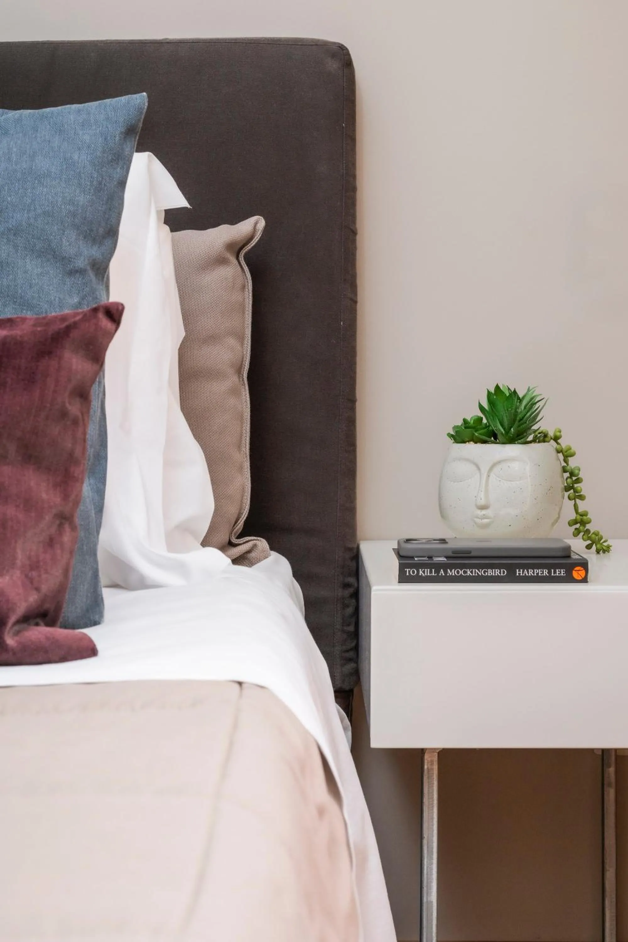 Decorative detail, Bed in The Roman Empire Guesthouse