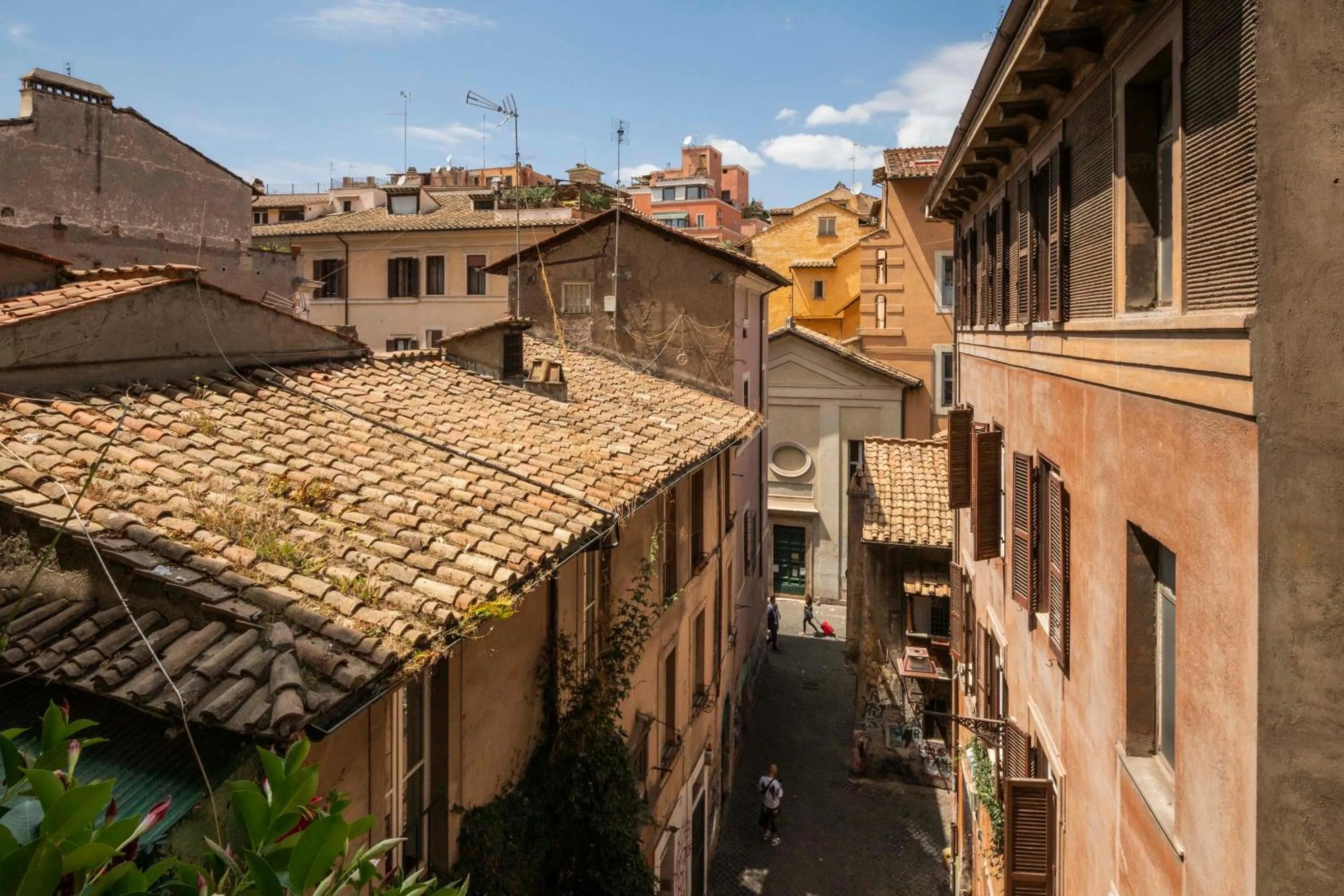 Property building in The Roman Empire Guesthouse