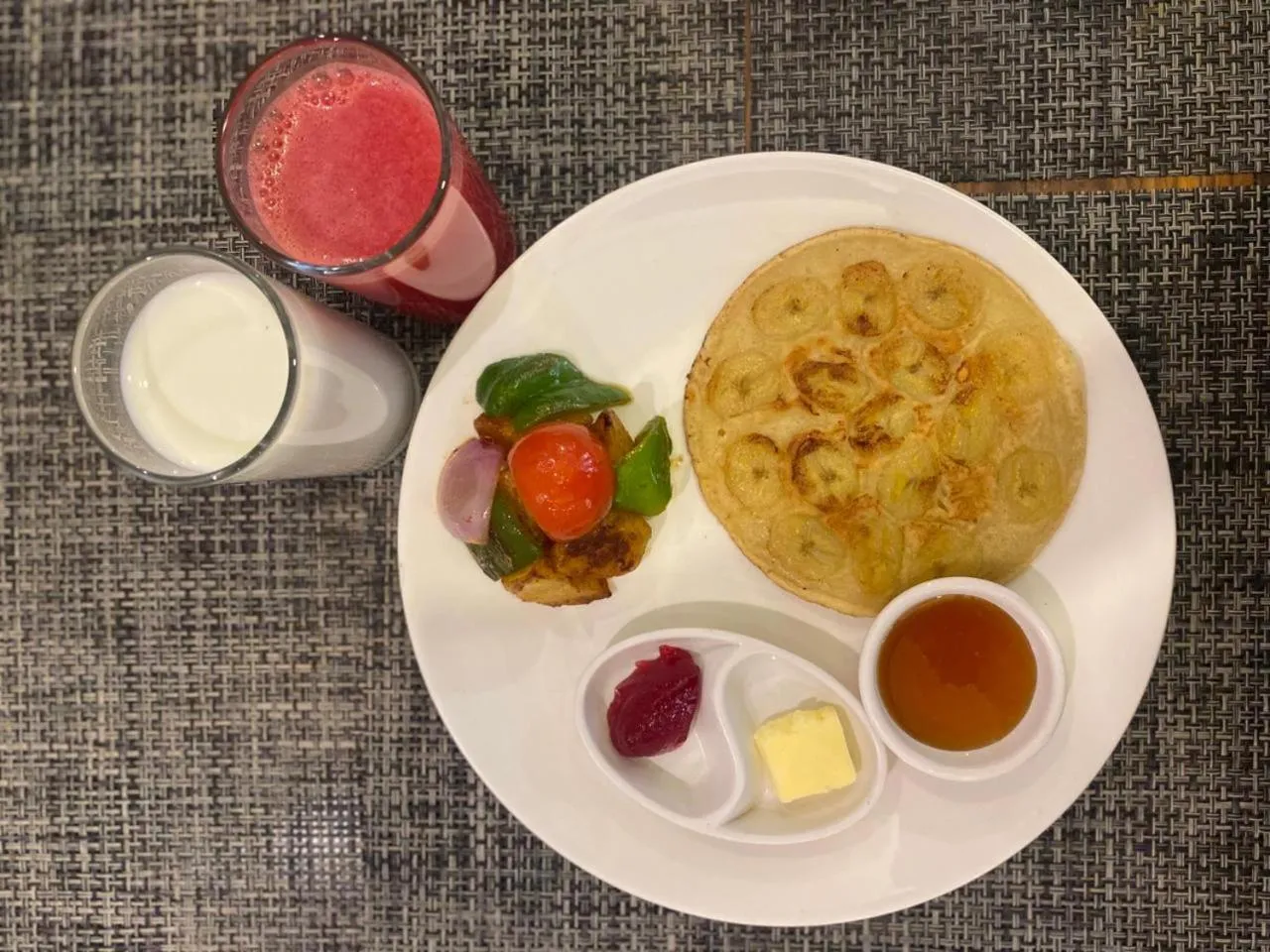 Breakfast in Divya Boutique Inn