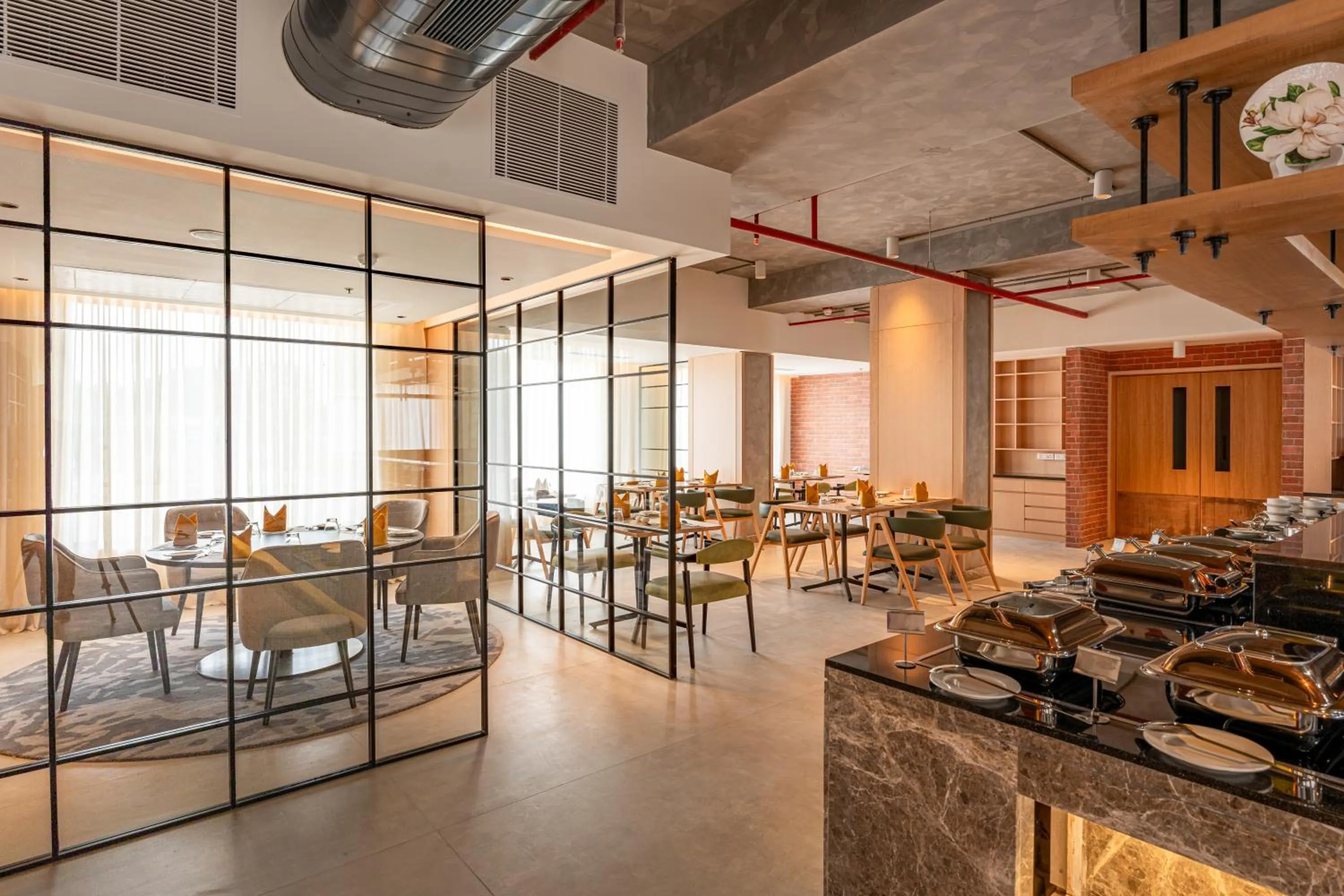 Restaurant/places to eat in Park Inn by Radisson Vellore