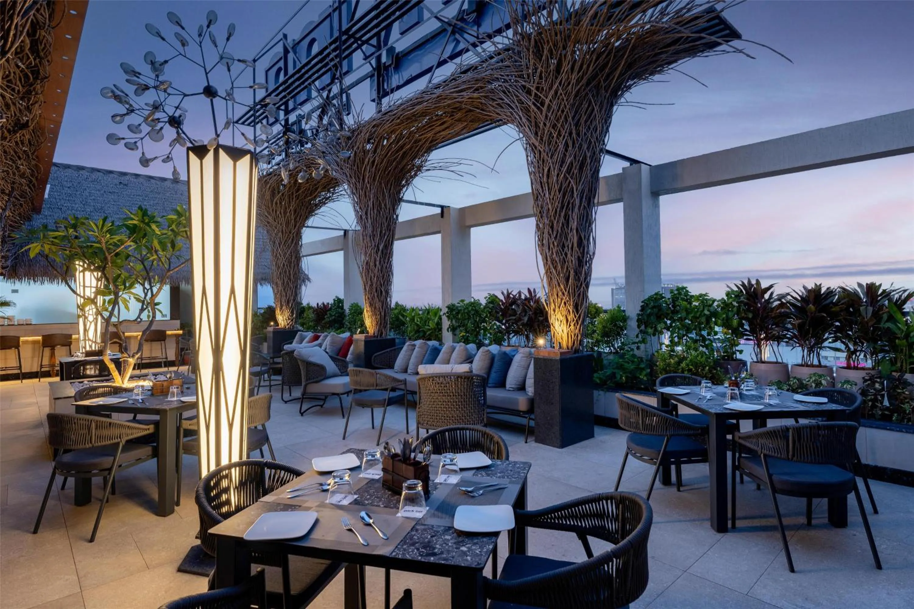 Restaurant/places to eat in Park Inn by Radisson Vellore