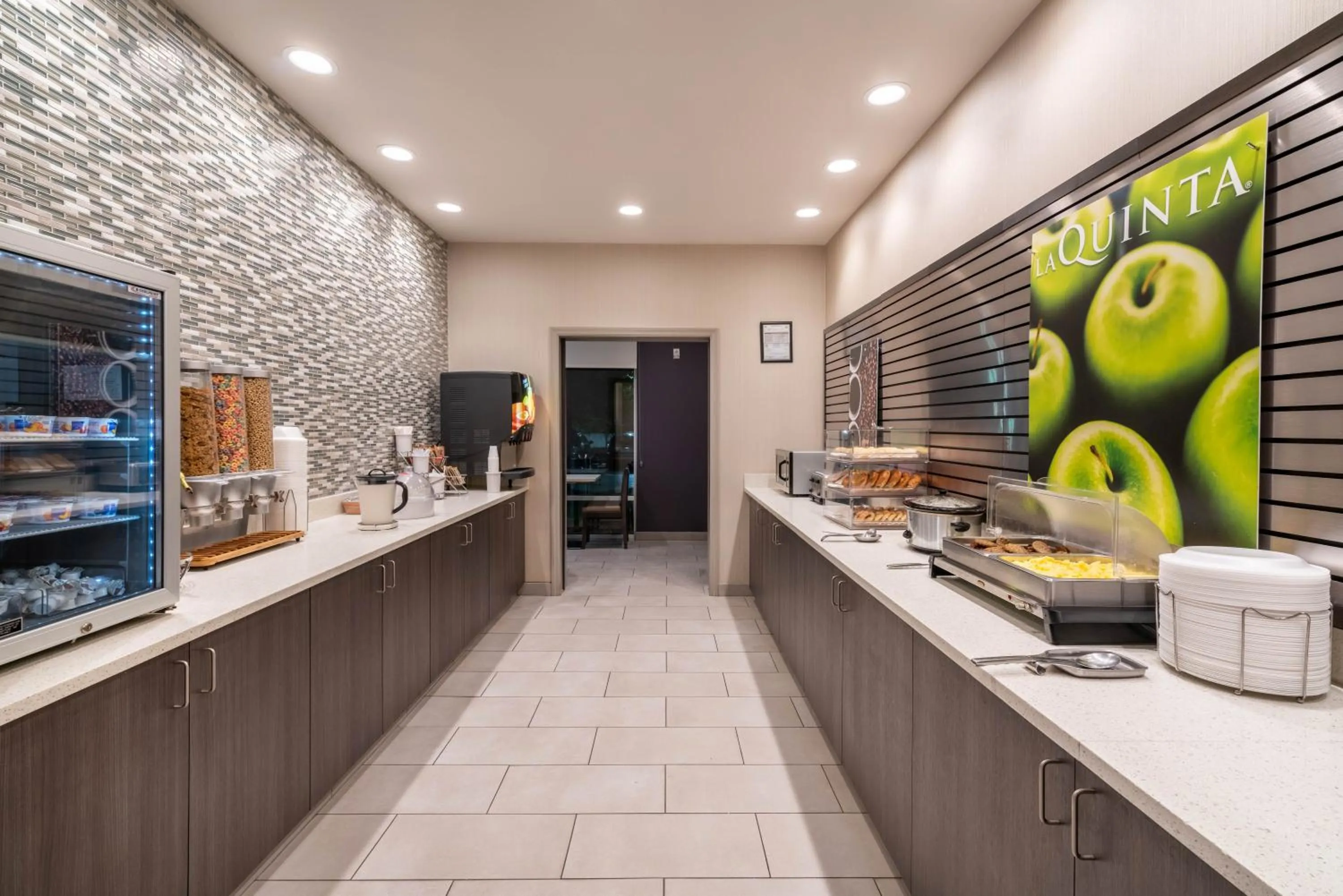 Breakfast in La Quinta by Wyndham Chattanooga - Lookout Mtn