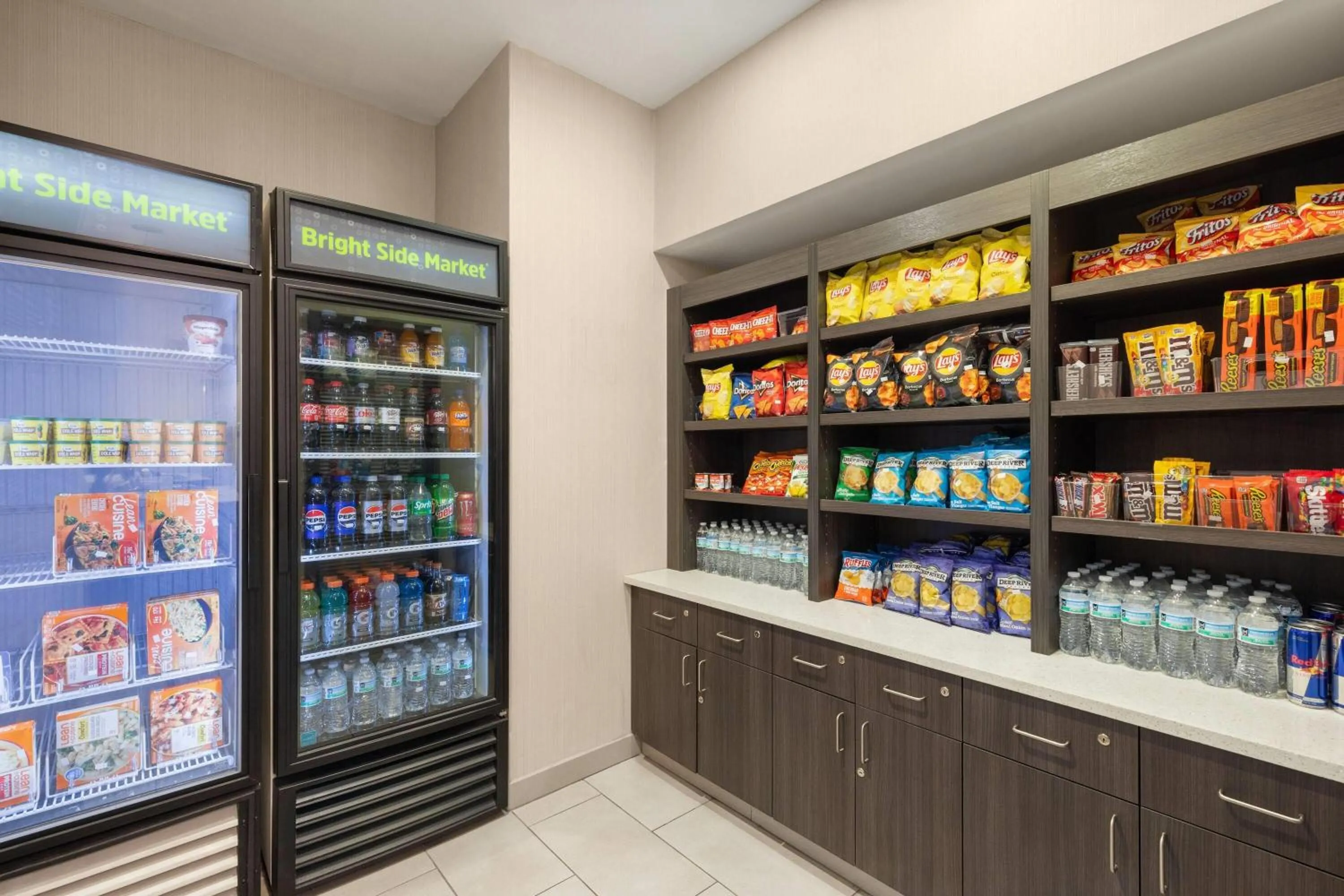 Food and drinks in La Quinta by Wyndham Chattanooga - Lookout Mtn