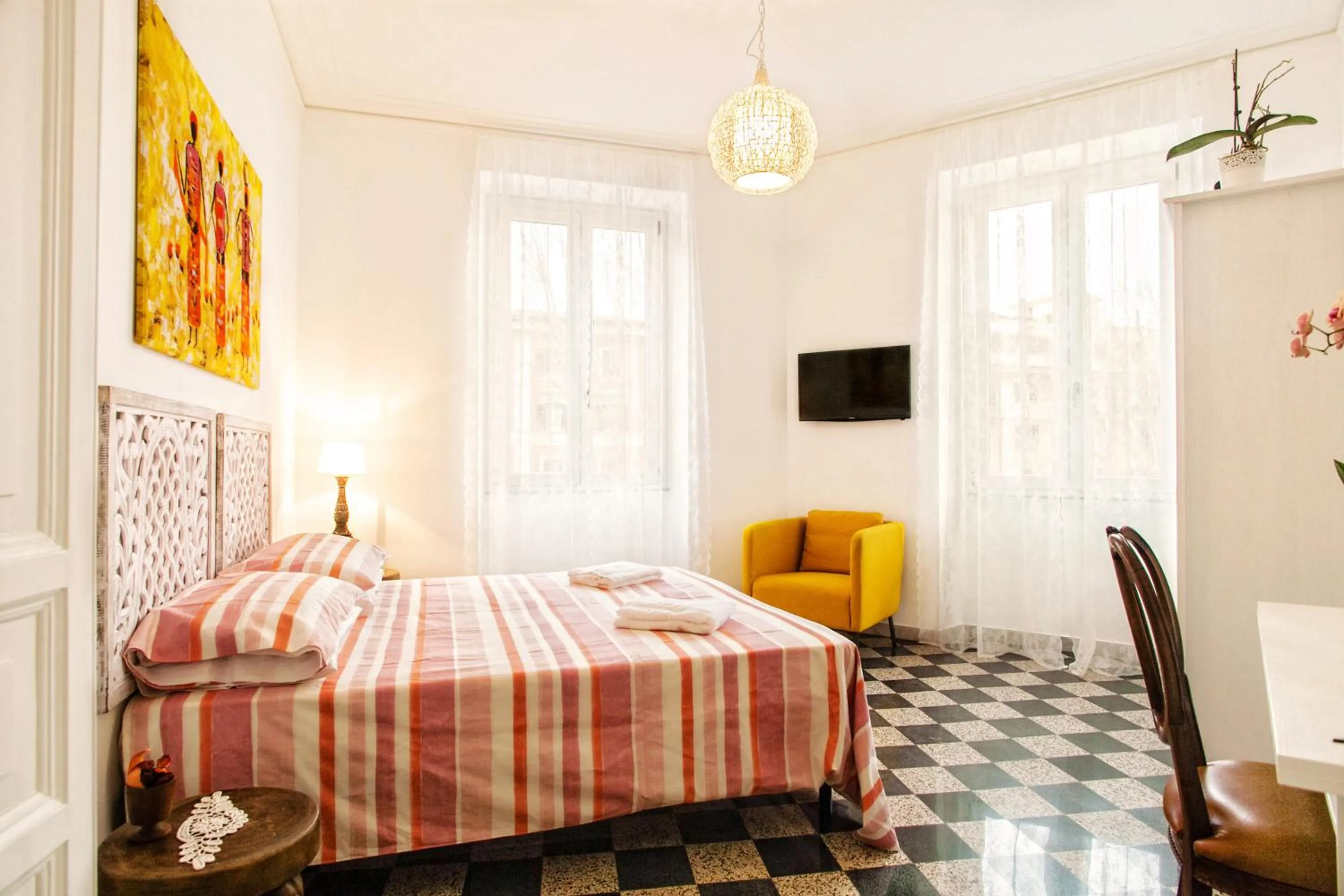 Day, Bed in Vatica B&B Roma