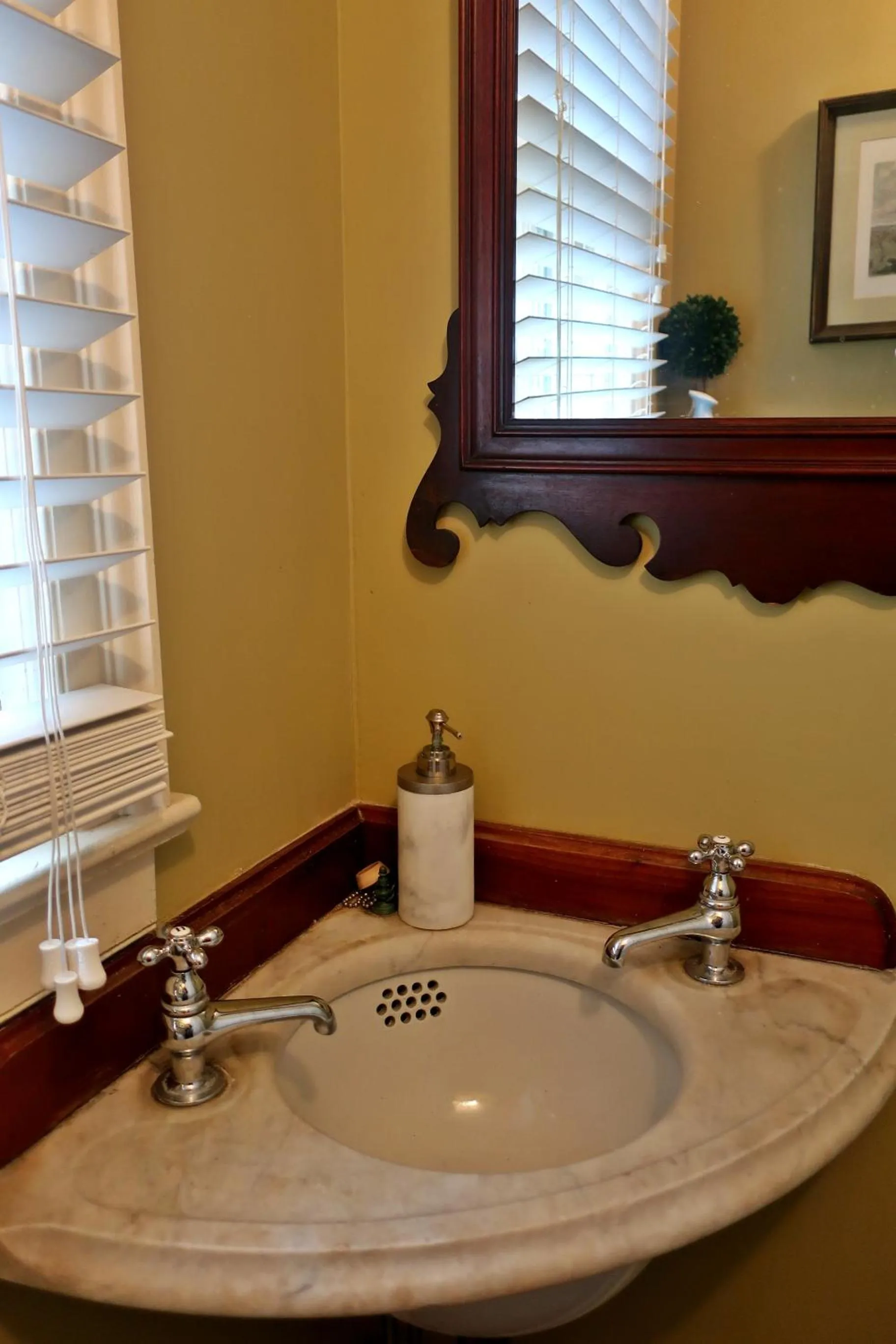 Bathroom in Inn at Glencairn