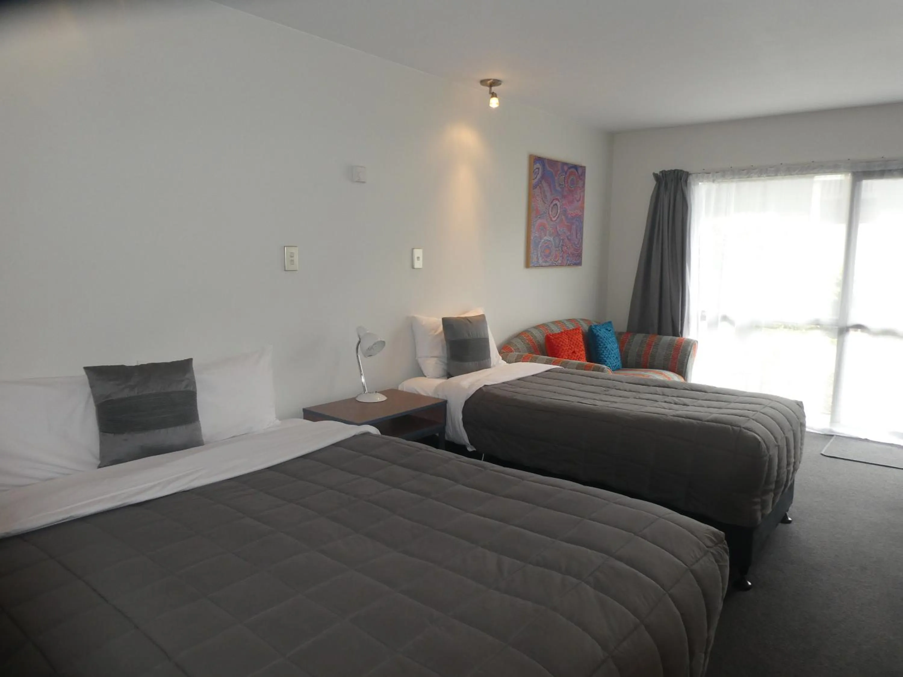 Bed in Wakatipu View Apartments