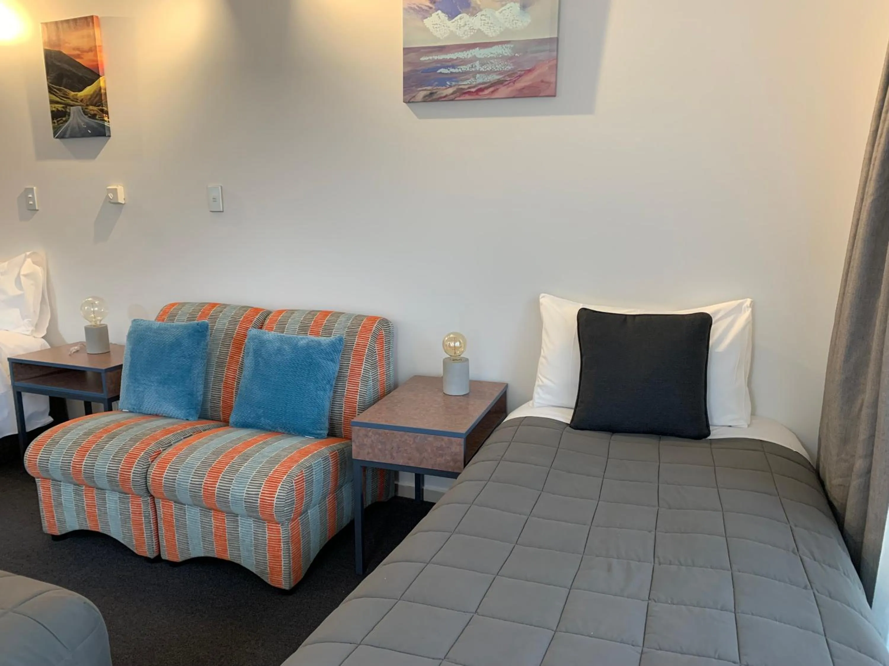 Bed in Wakatipu View Apartments