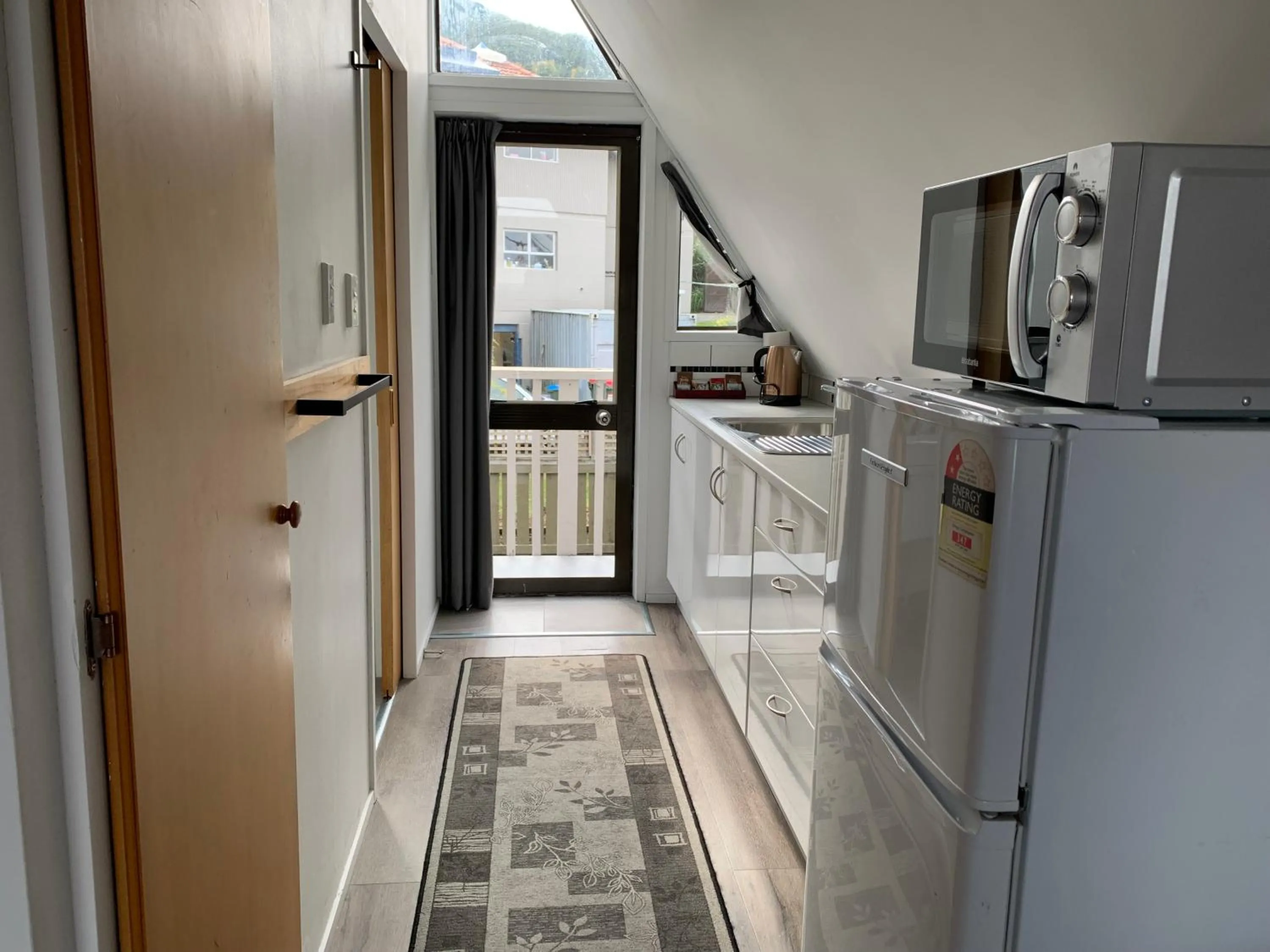 Kitchen or kitchenette in Wakatipu View Apartments