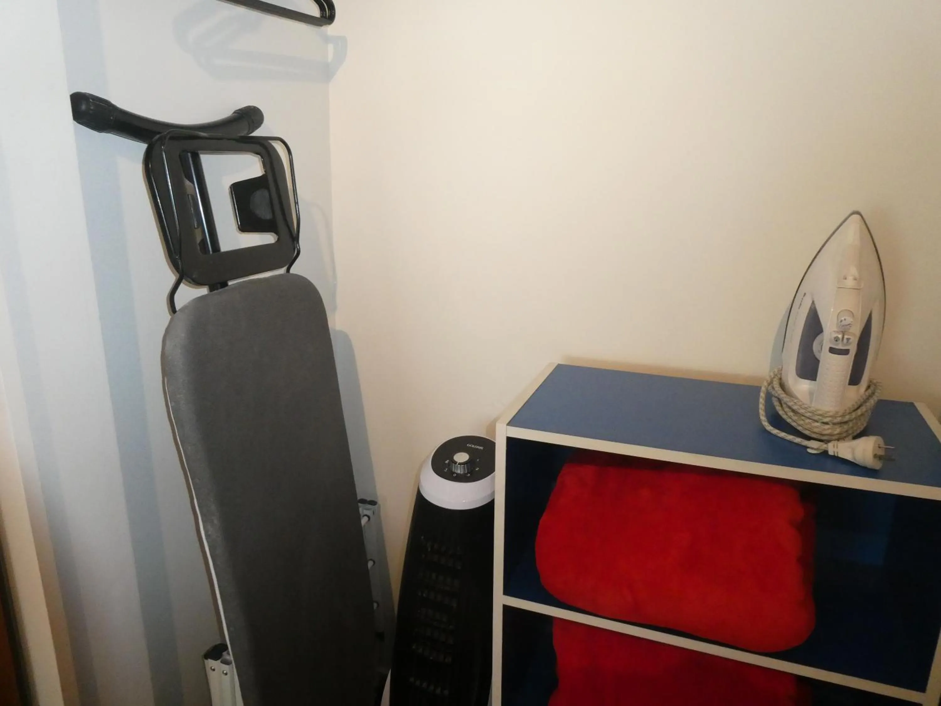 fireplace in Wakatipu View Apartments