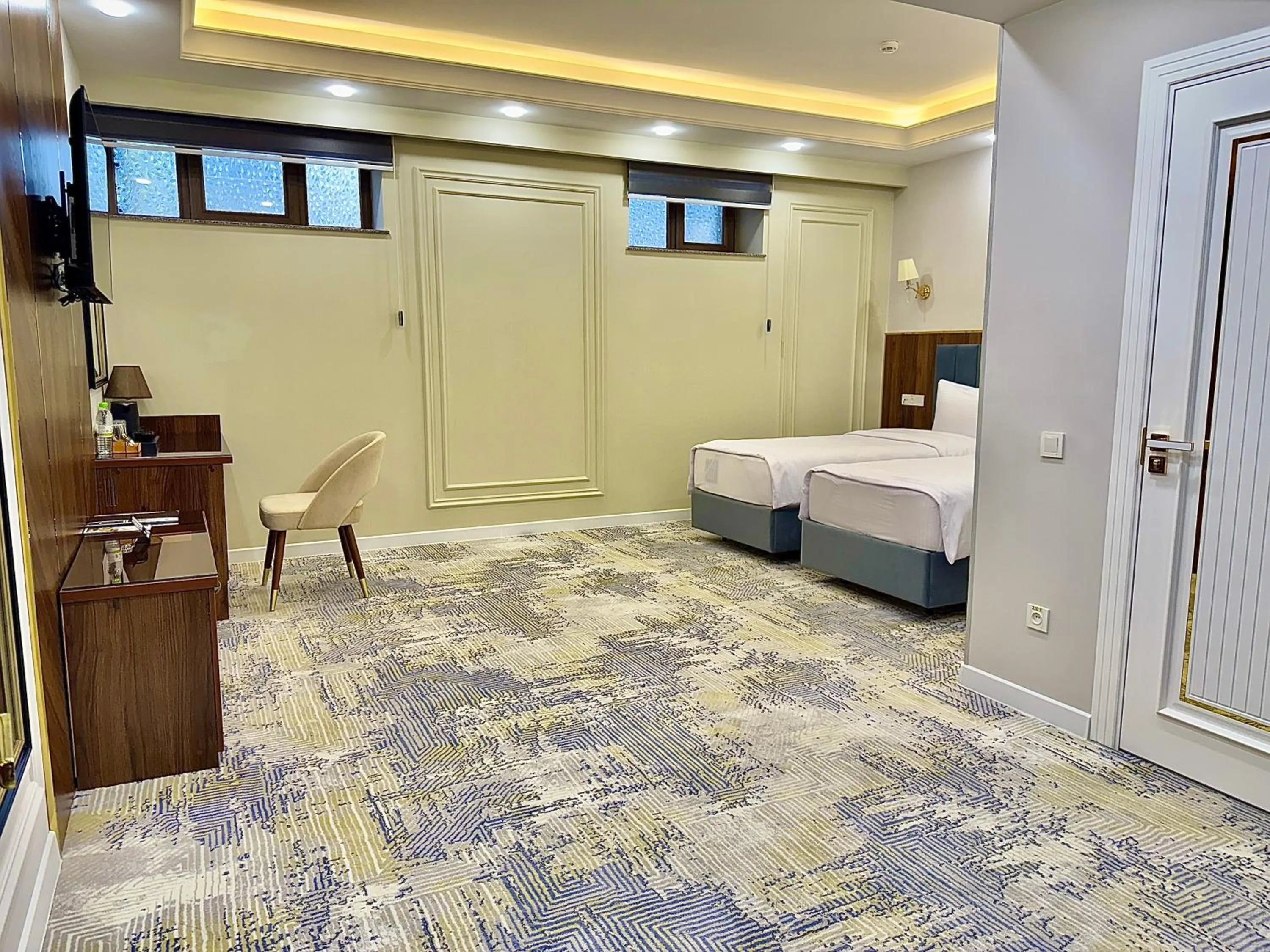 Photo of the whole room, Bed in Siab Hotel Premium