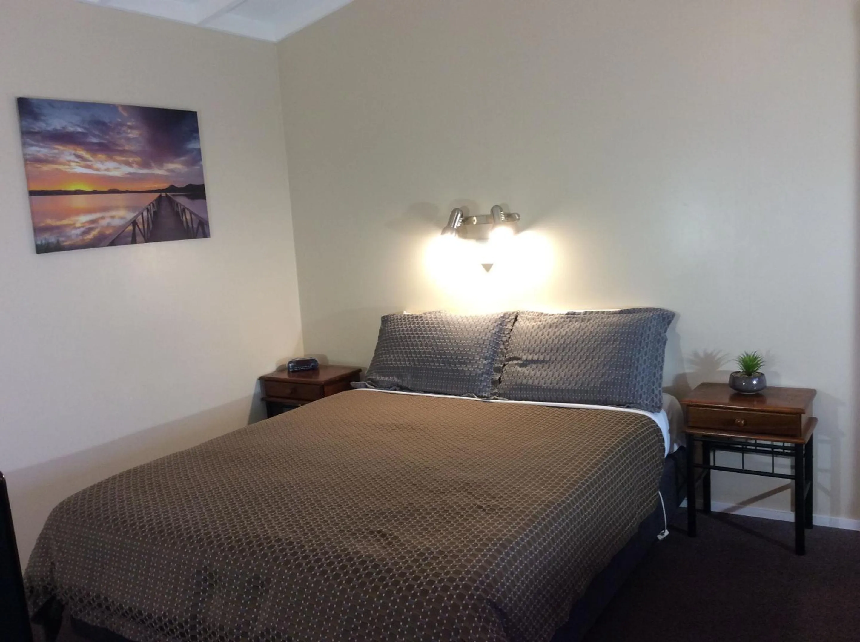 Bed in AAA Marlin Motel