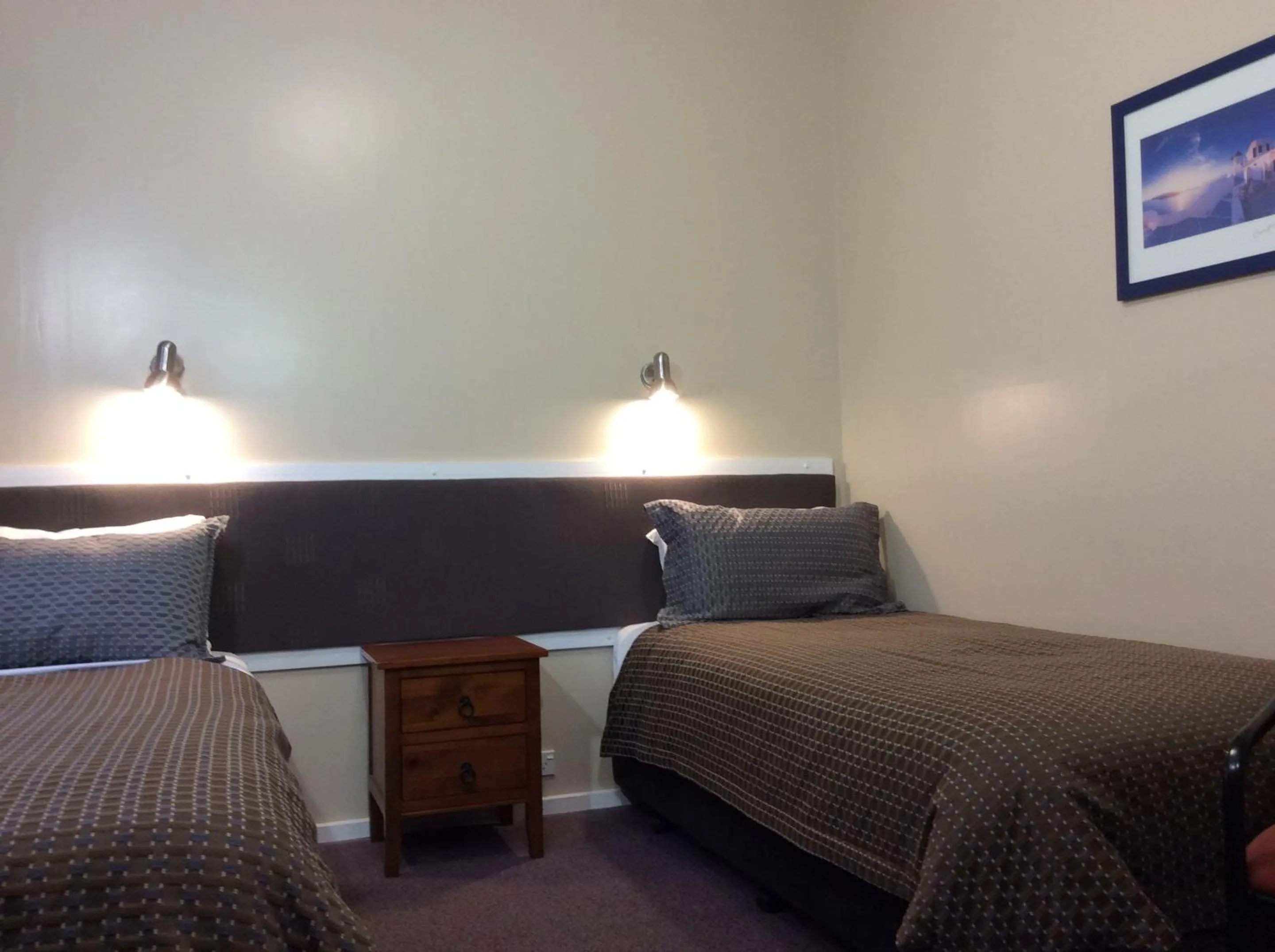 Bed in AAA Marlin Motel