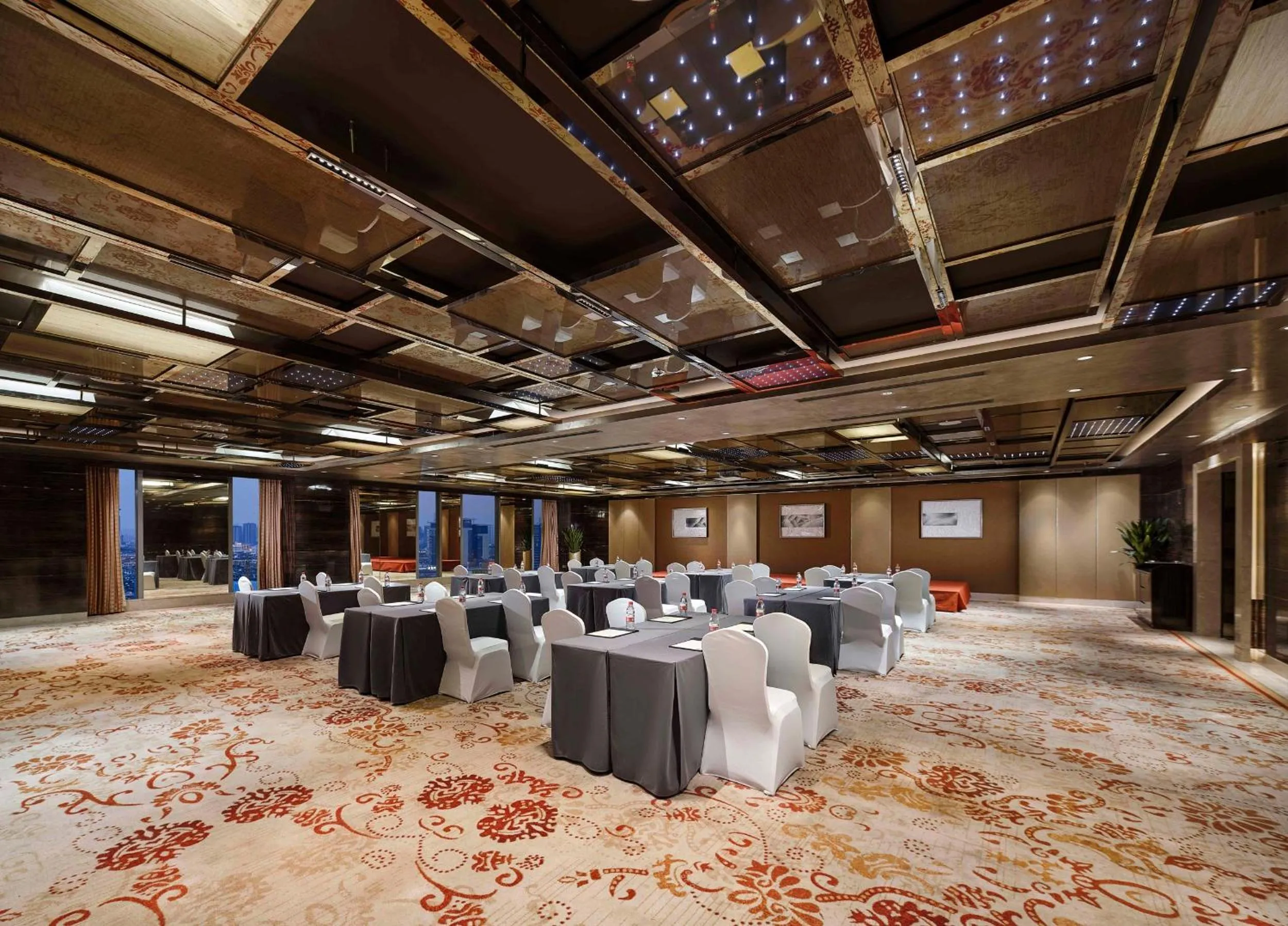 Meeting/conference room in Sanding New Century Grand Hotel Yiwu