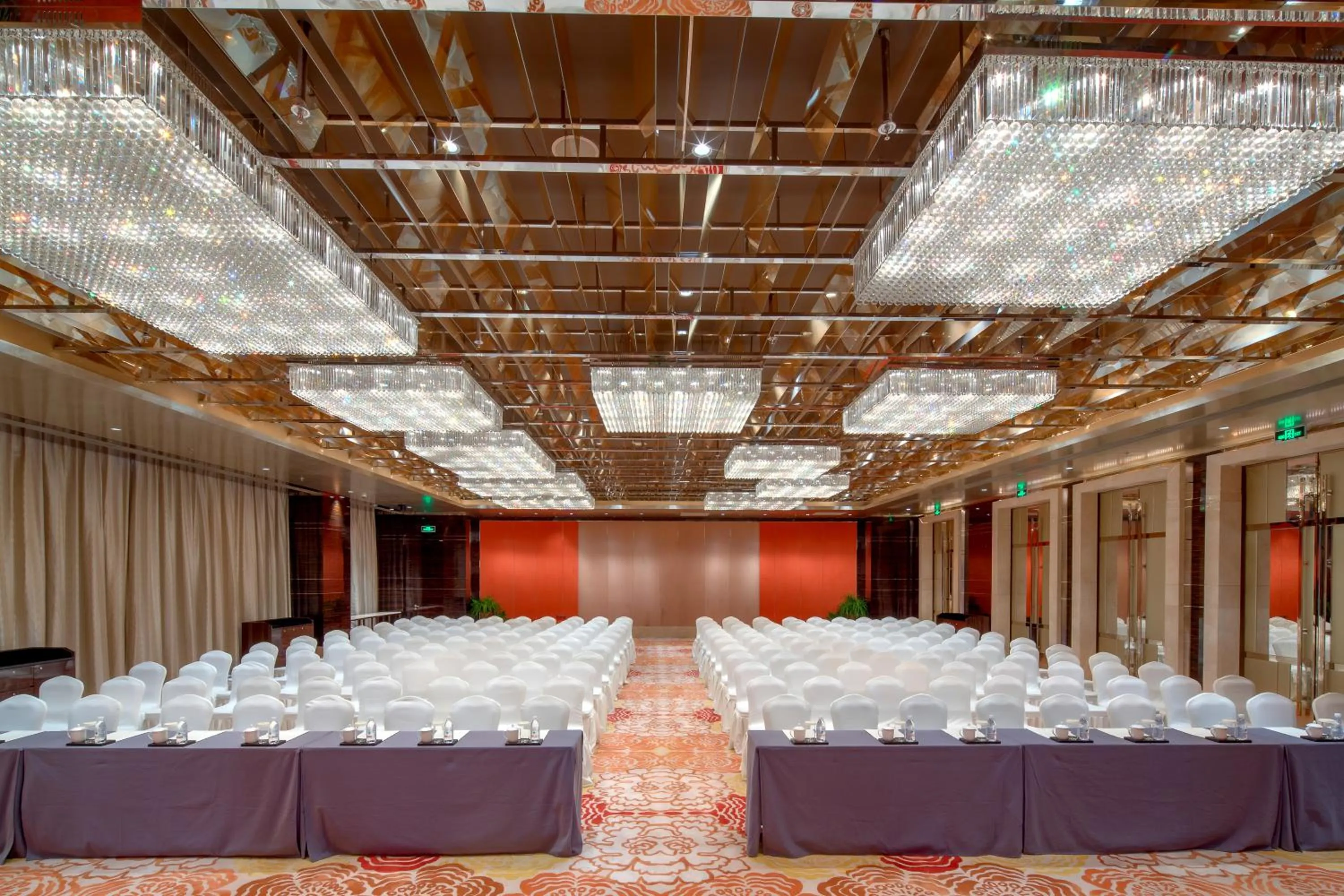 Meeting/conference room in Sanding New Century Grand Hotel Yiwu