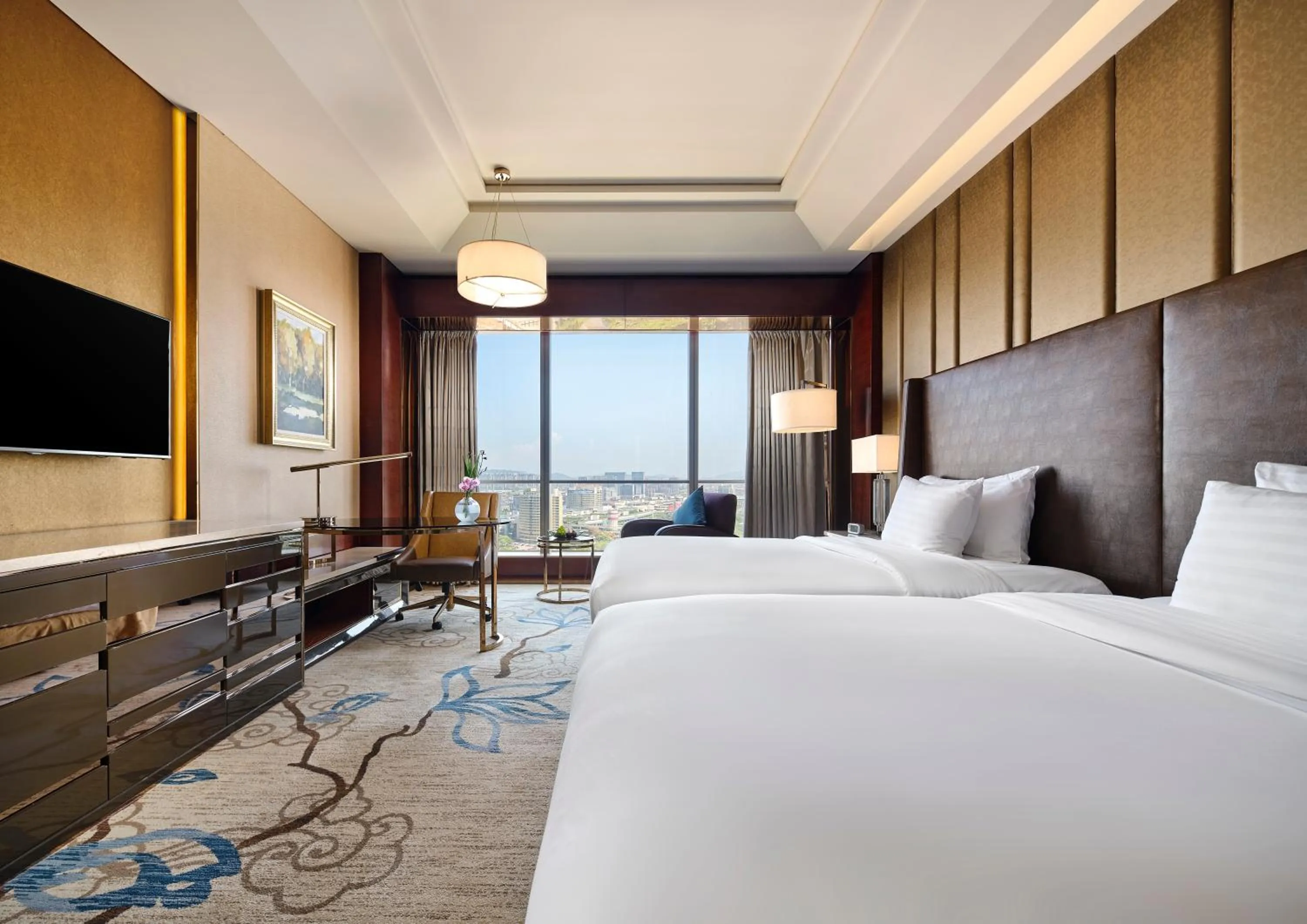 Photo of the whole room, Bed in Sanding New Century Grand Hotel Yiwu