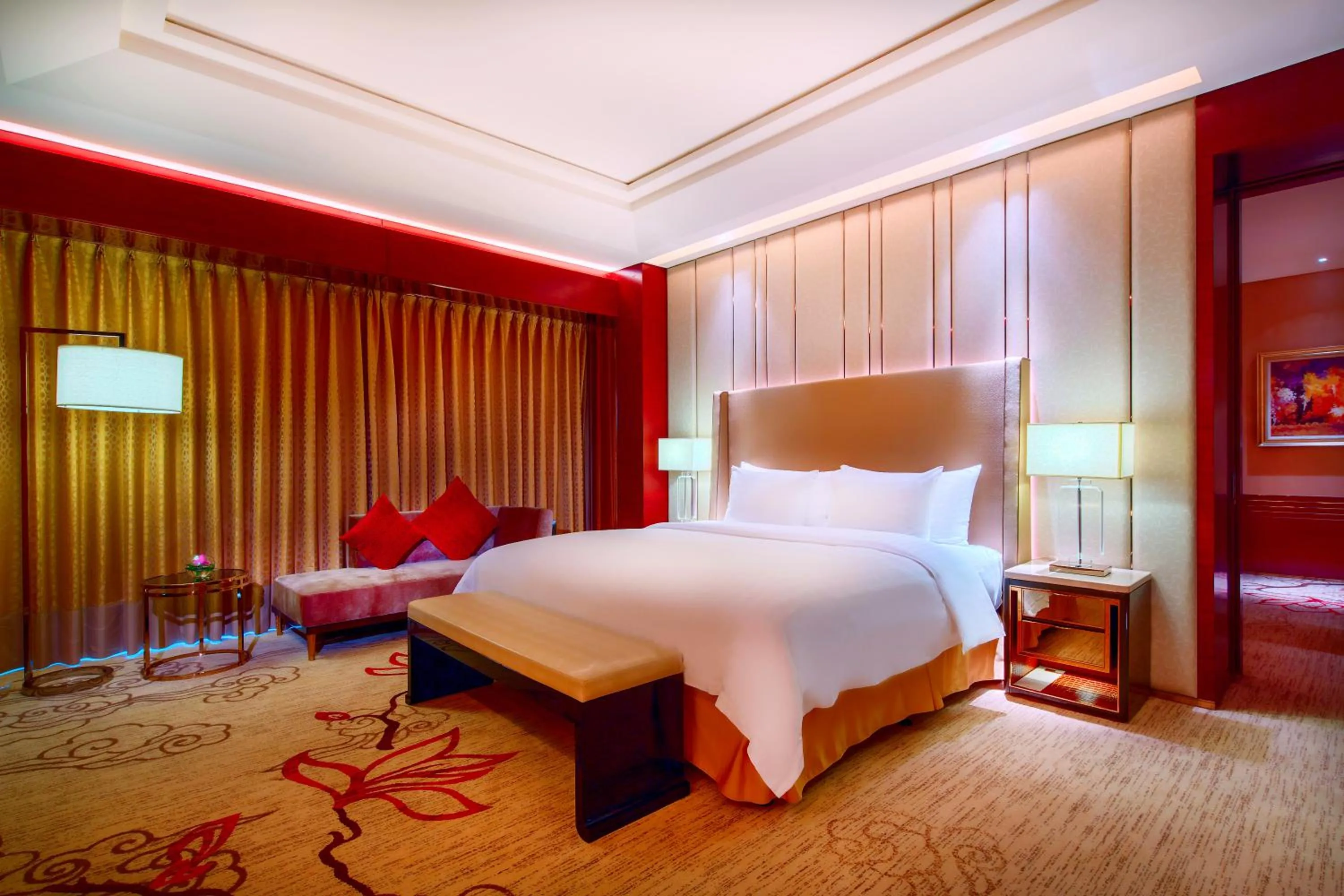 Photo of the whole room, Bed in Sanding New Century Grand Hotel Yiwu