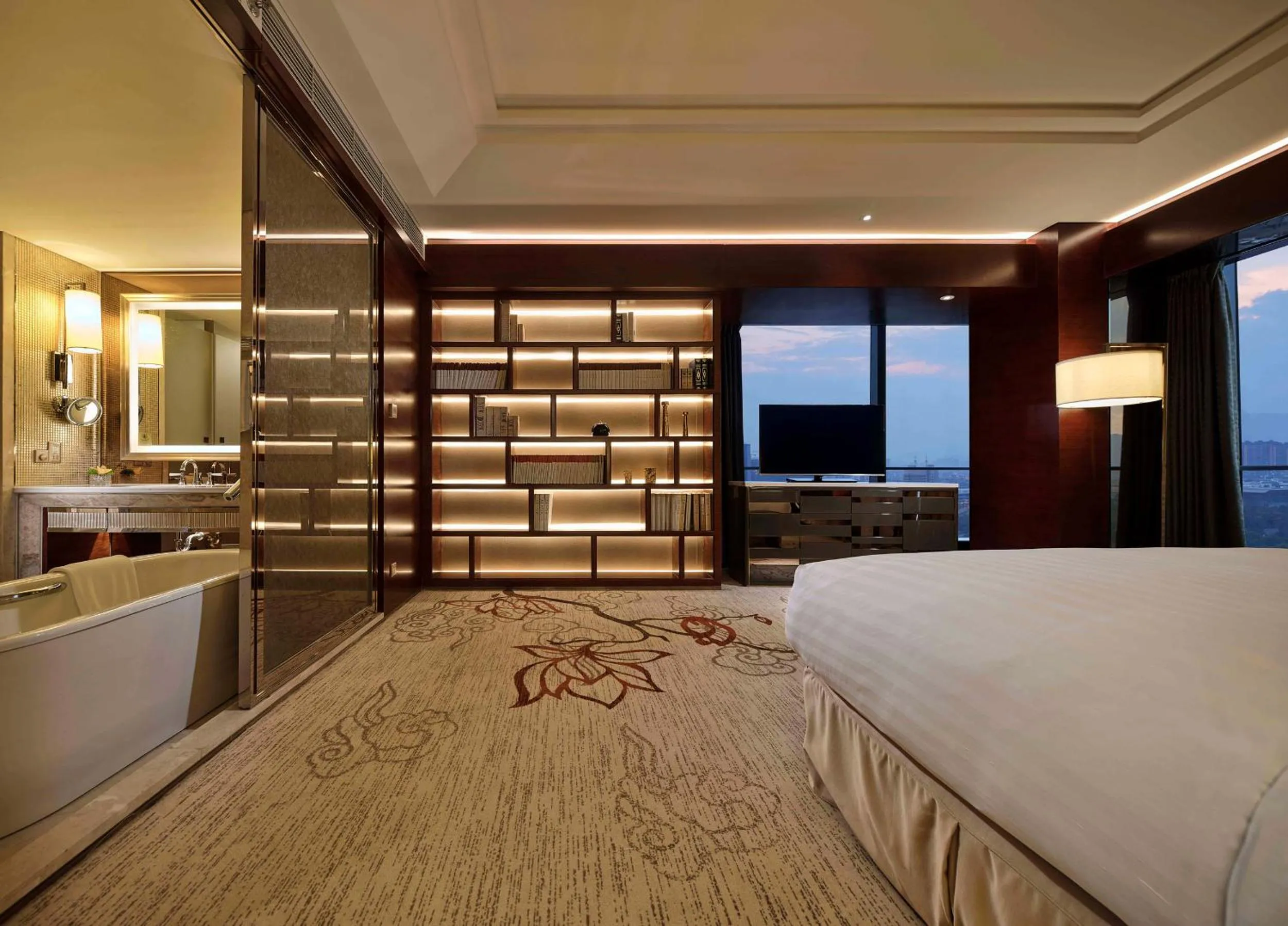 Bedroom, Bed in Sanding New Century Grand Hotel Yiwu