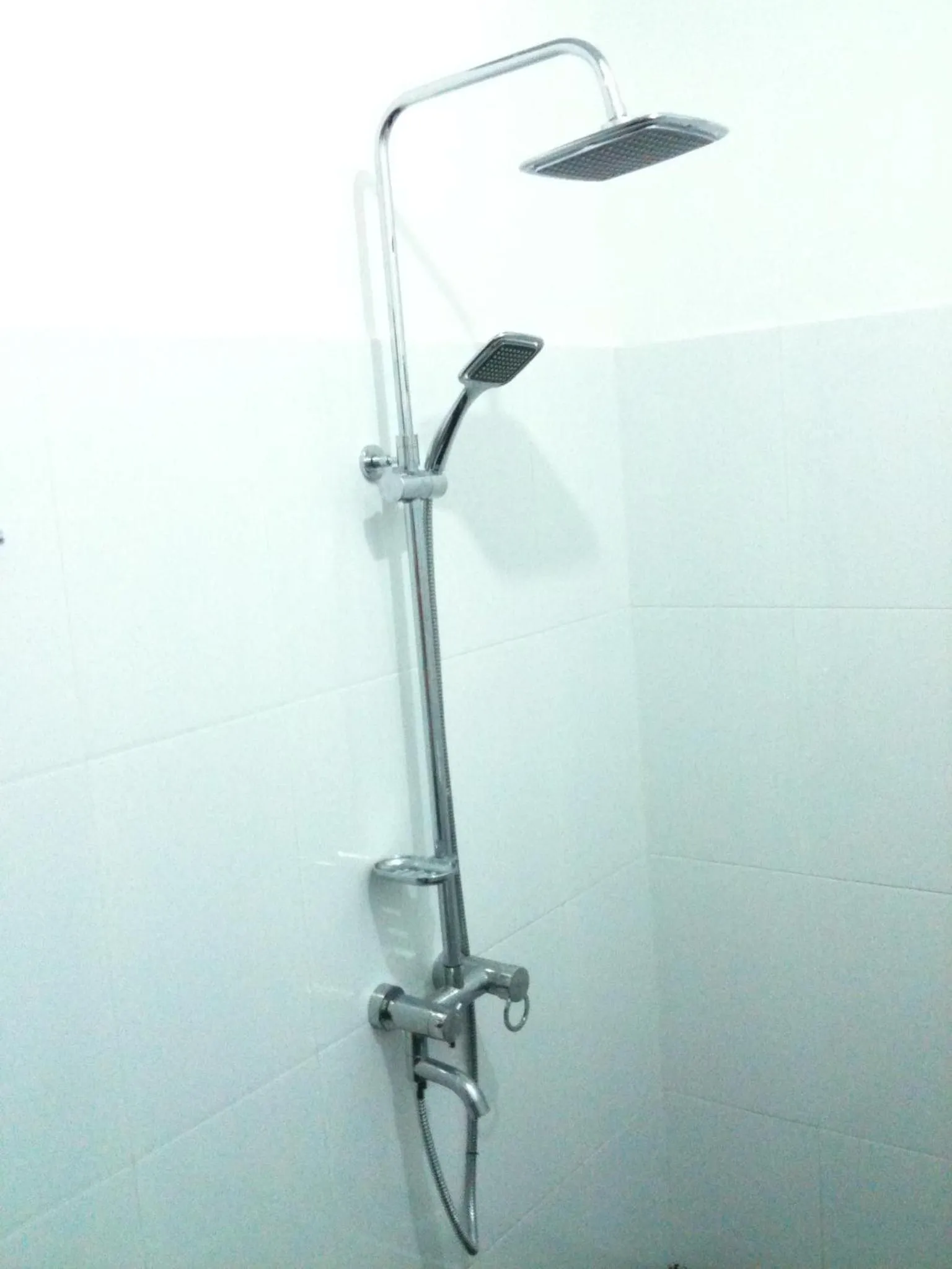 Shower in Suwa Arana Resort