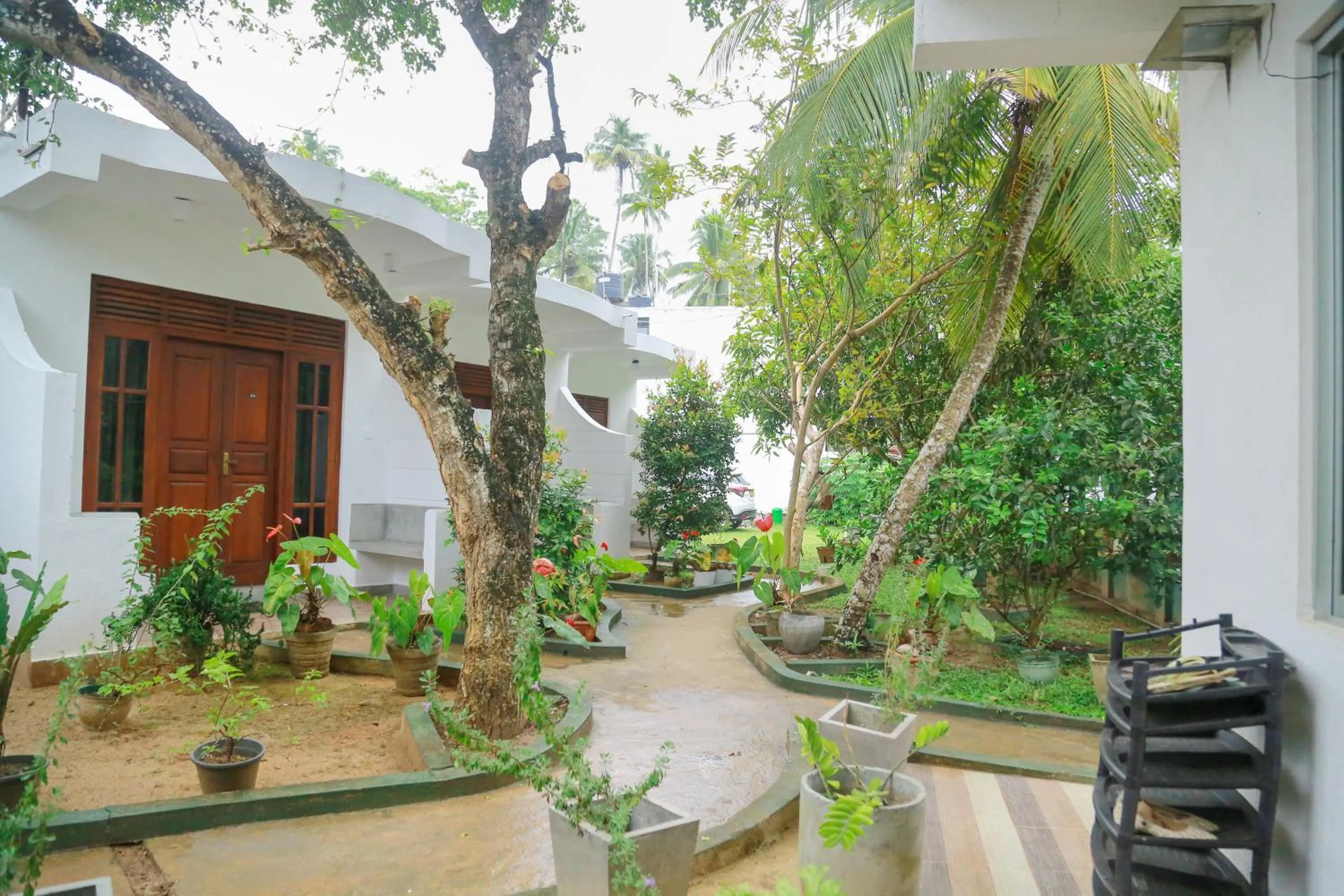 Facade/entrance in Suwa Arana Resort