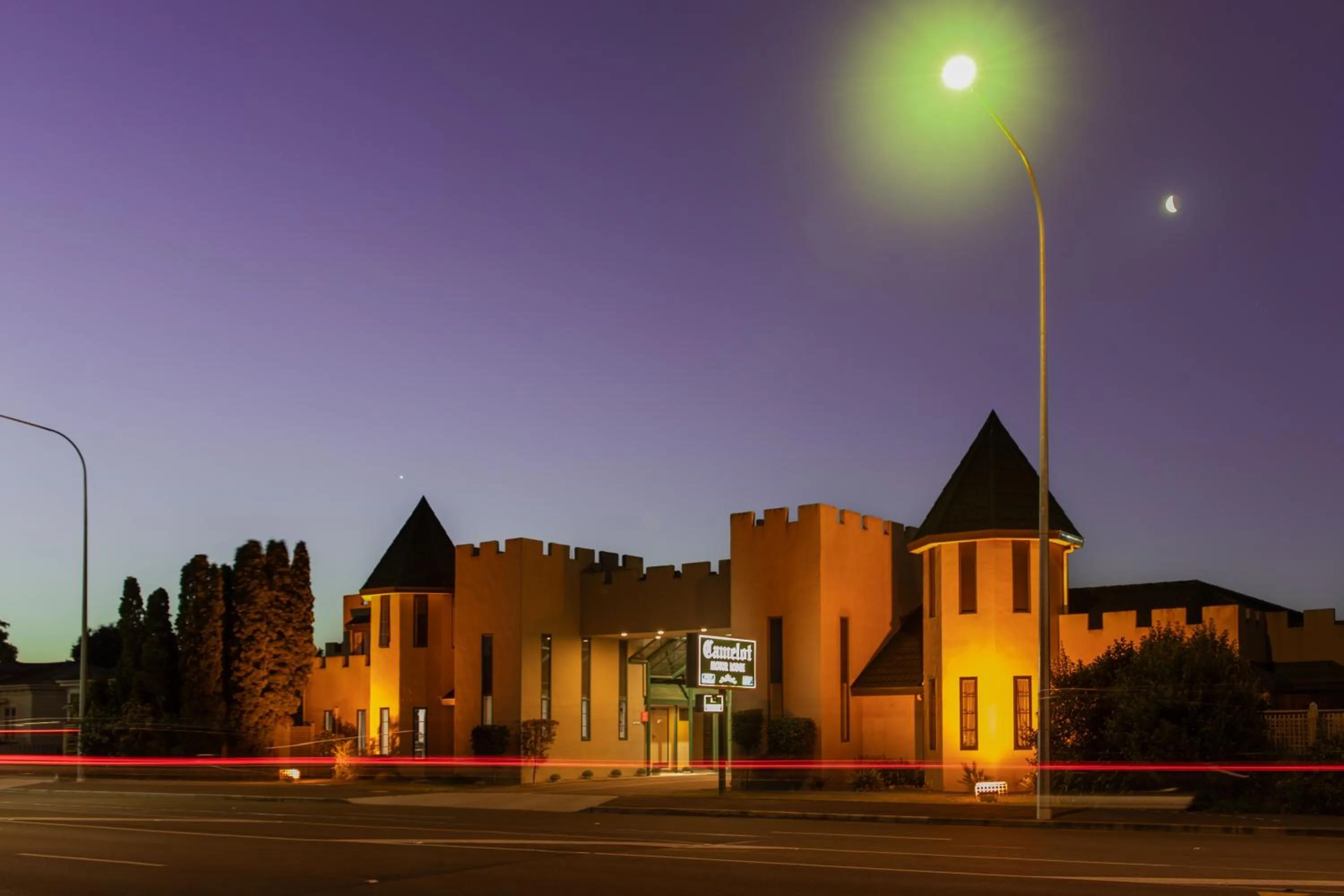Property building in Camelot Motor Lodge and Conference Centre