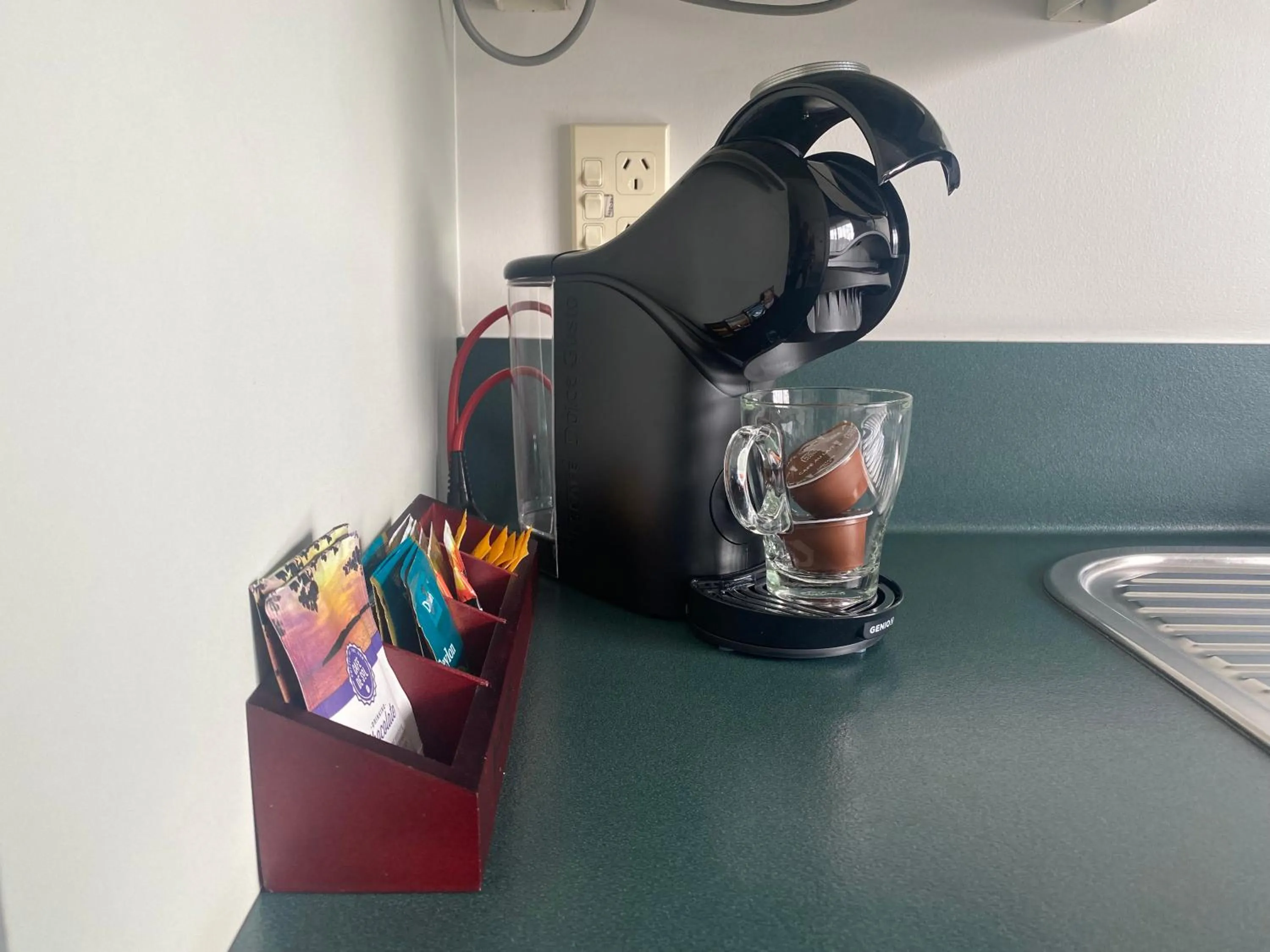 Camelot Motor Lodge and Conference Centre