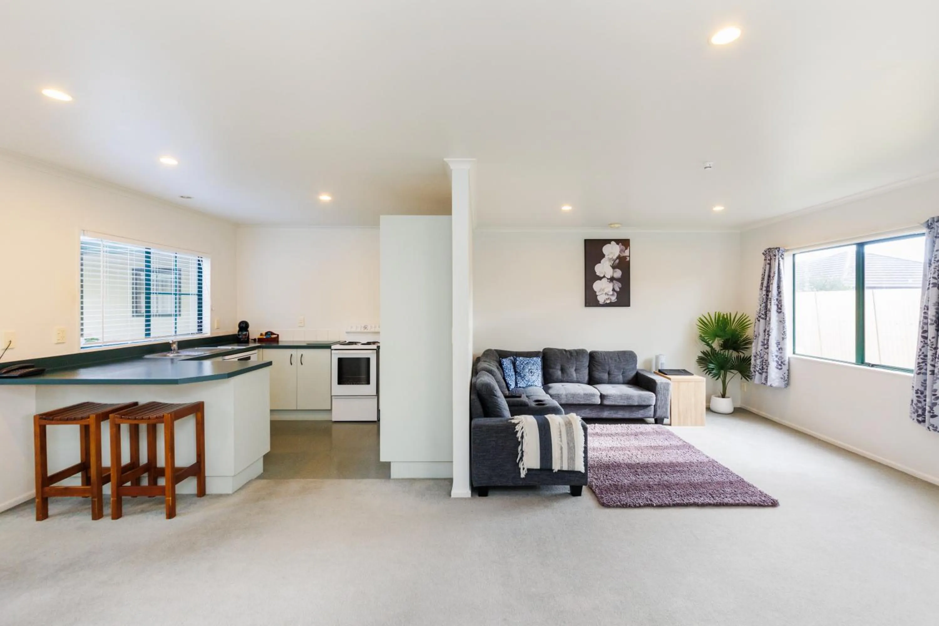 Living room in Camelot Motor Lodge and Conference Centre
