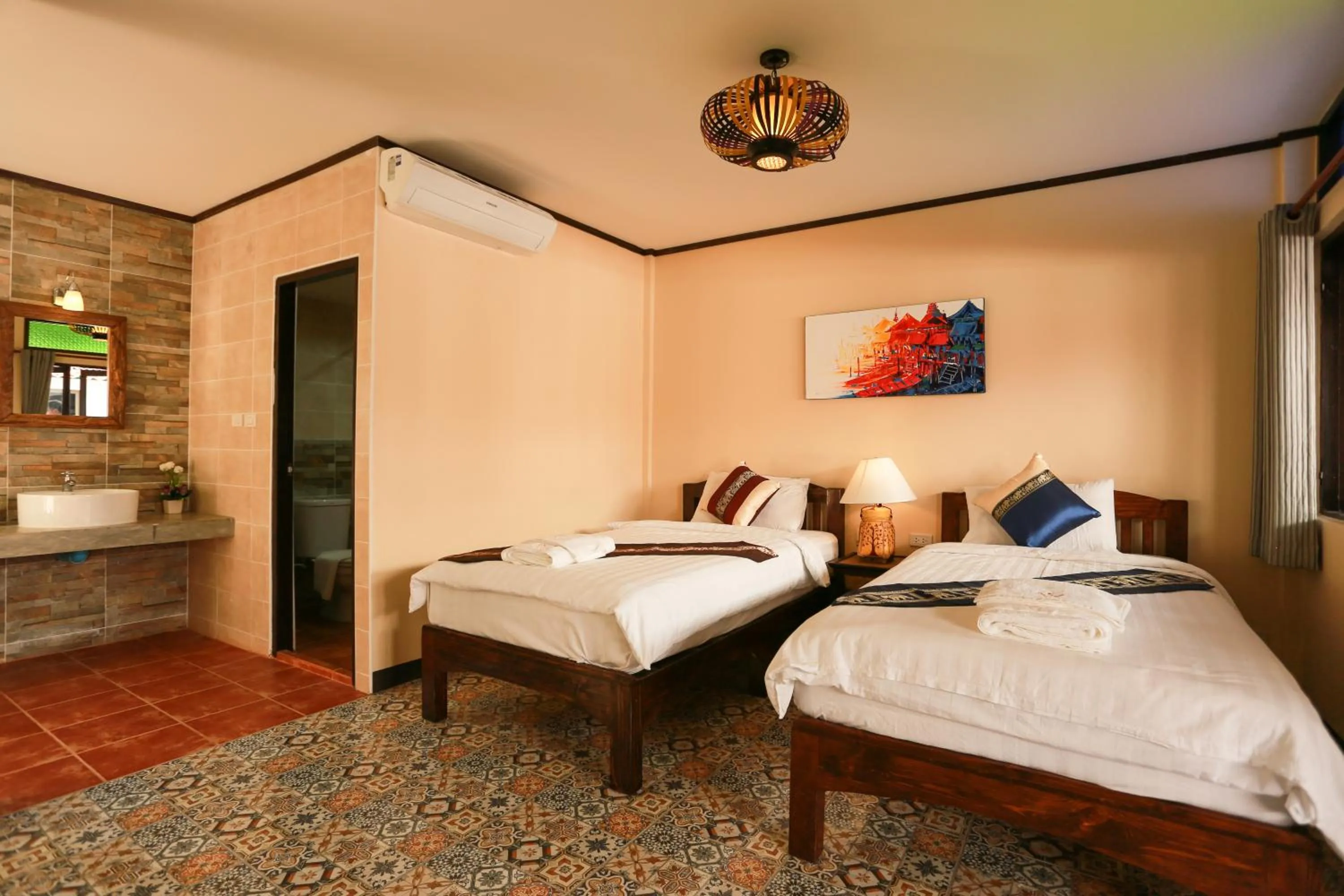 Bed in Somwang Boutique Hotel