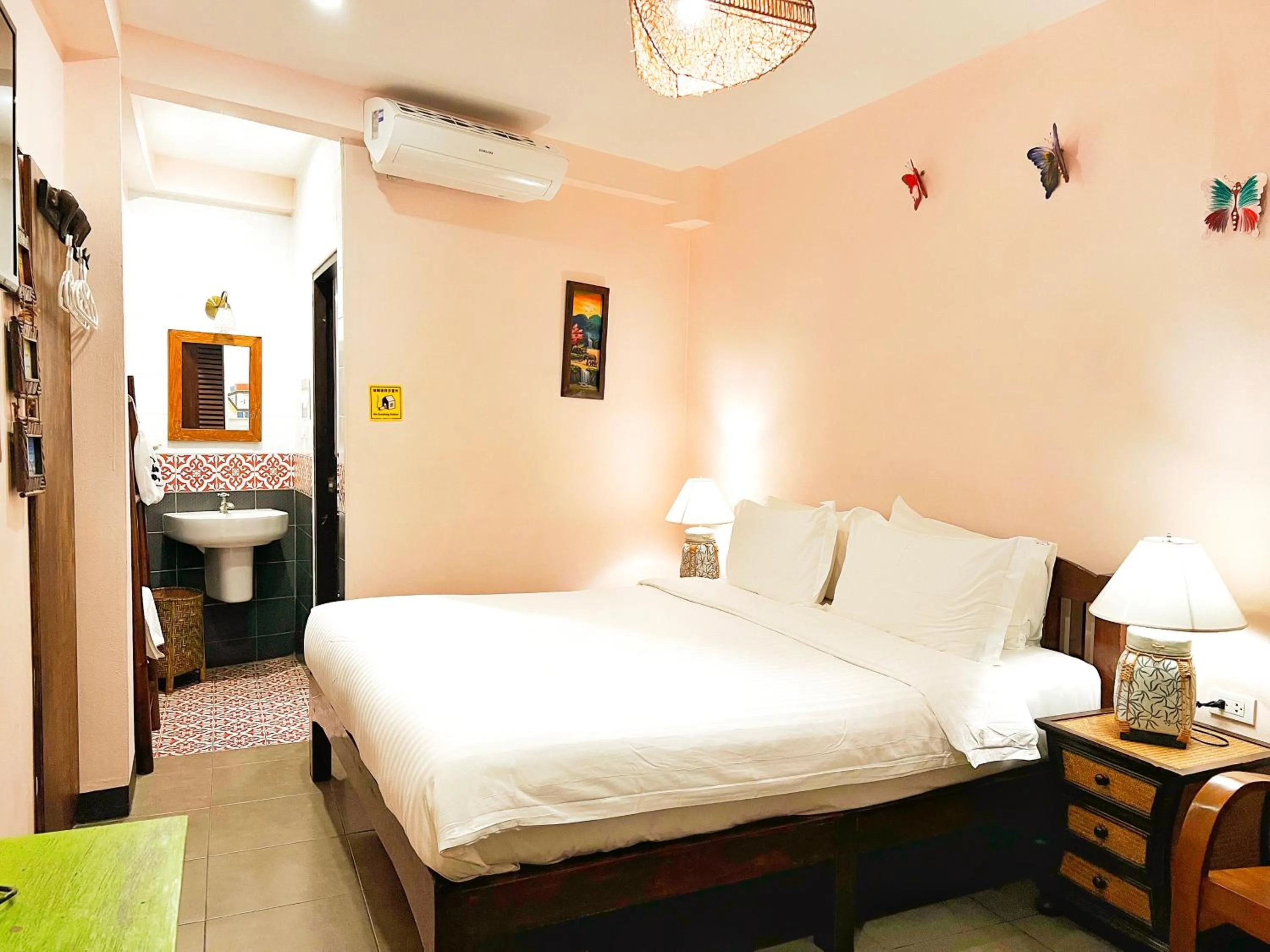 Bed in Somwang Boutique Hotel