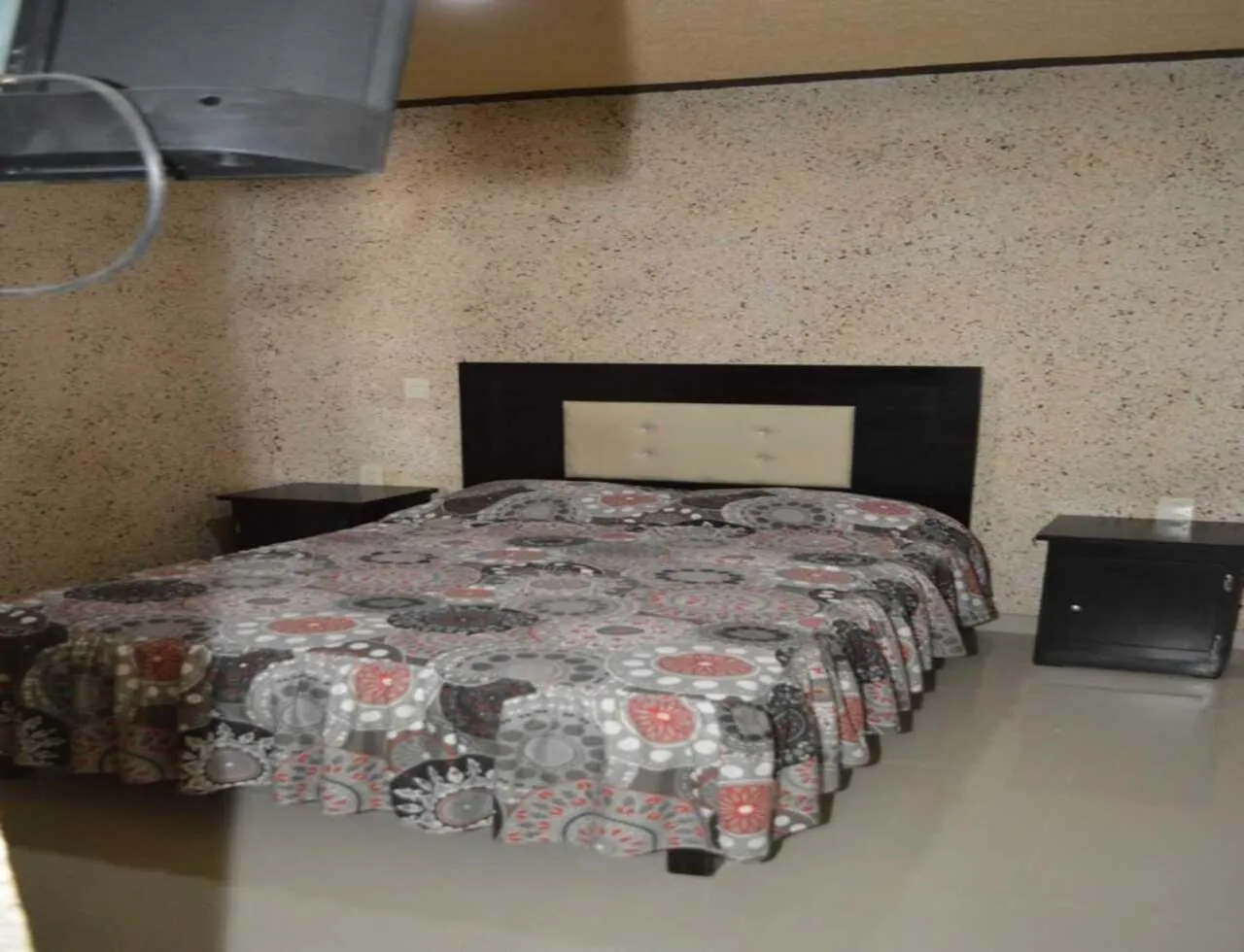 Photo of the whole room, Bed in Hotel Guadalupe Bernal