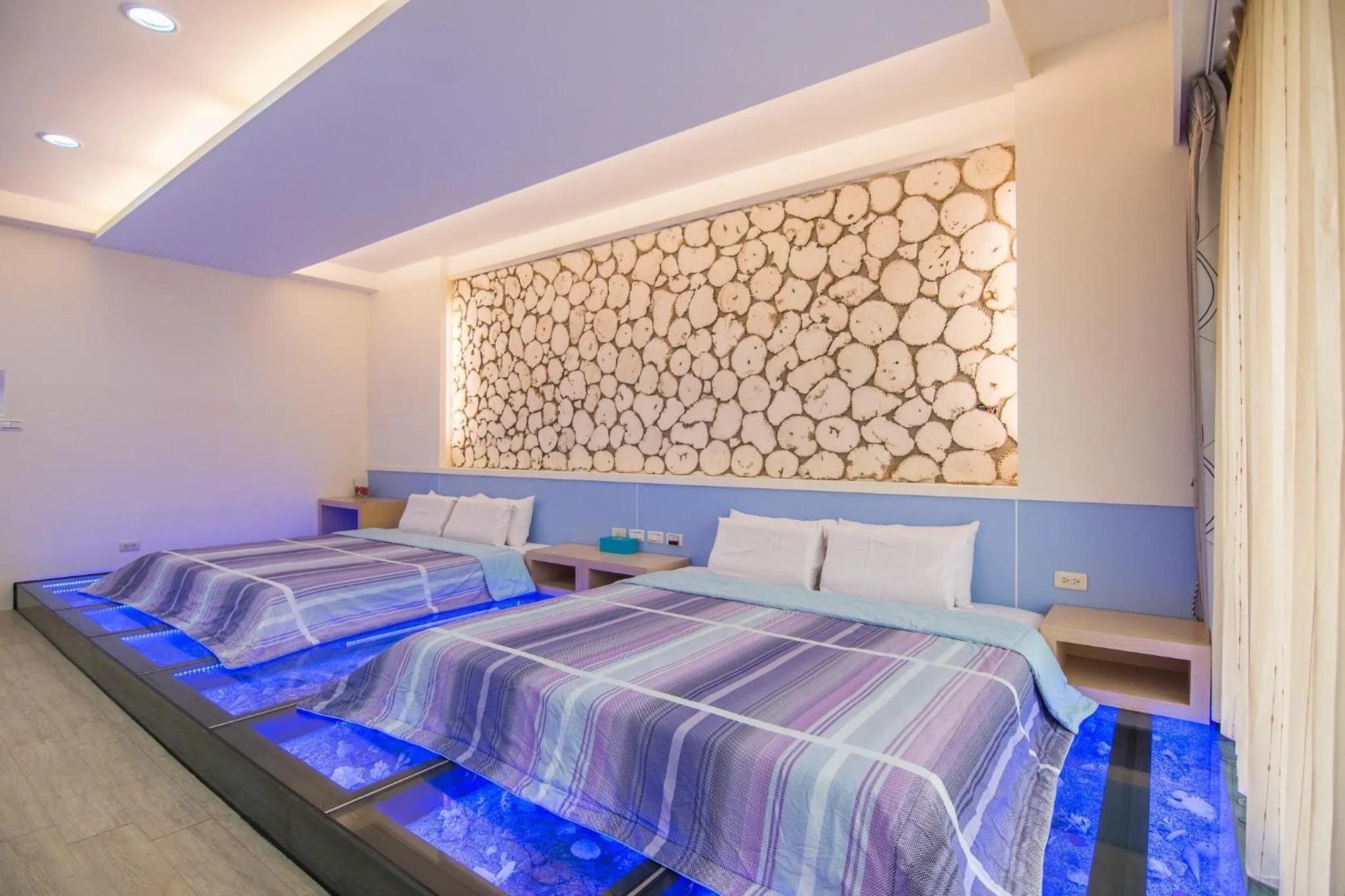 Photo of the whole room, Bed in Little SkyLark B&B