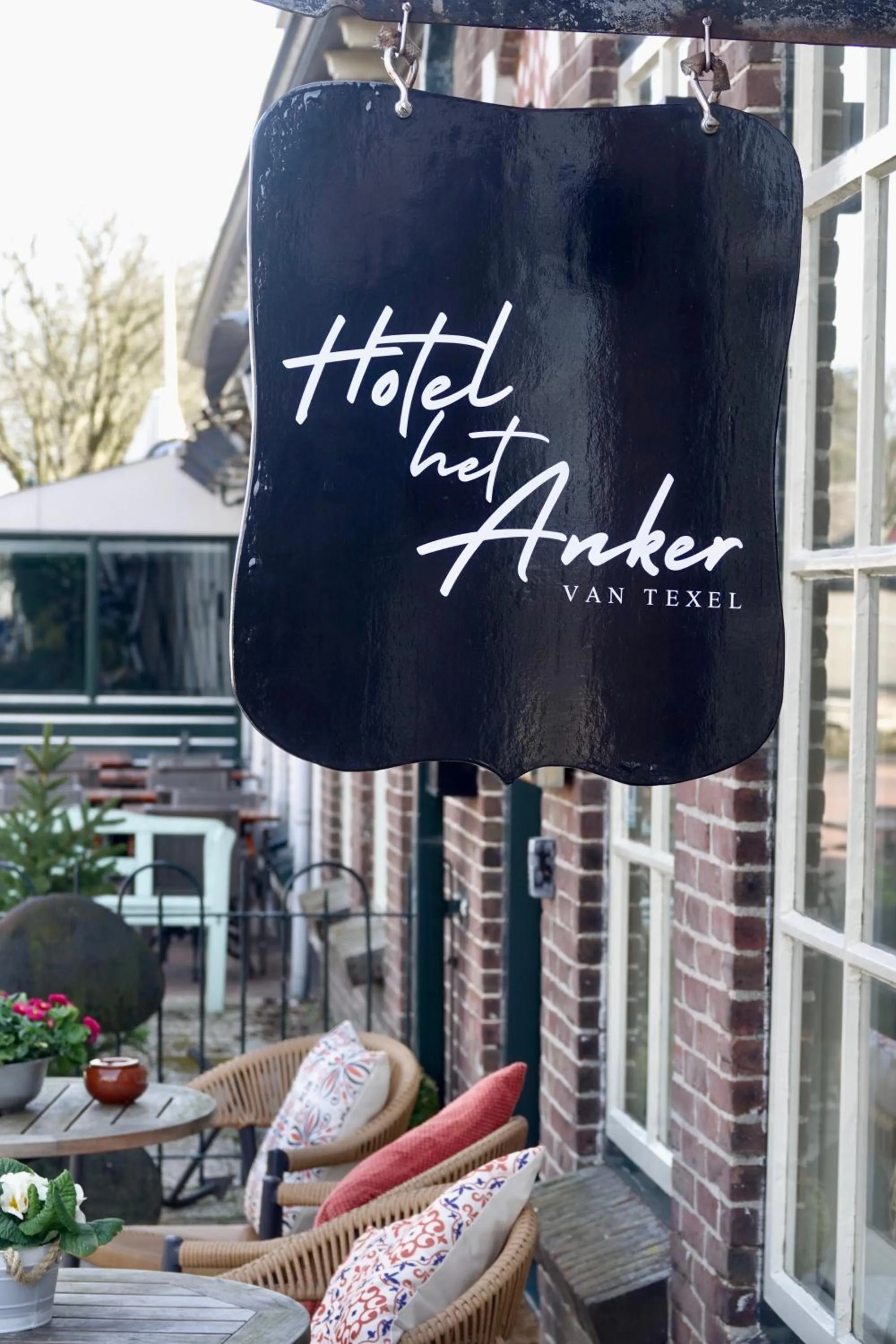 Property building in Hotel het Anker van Texel