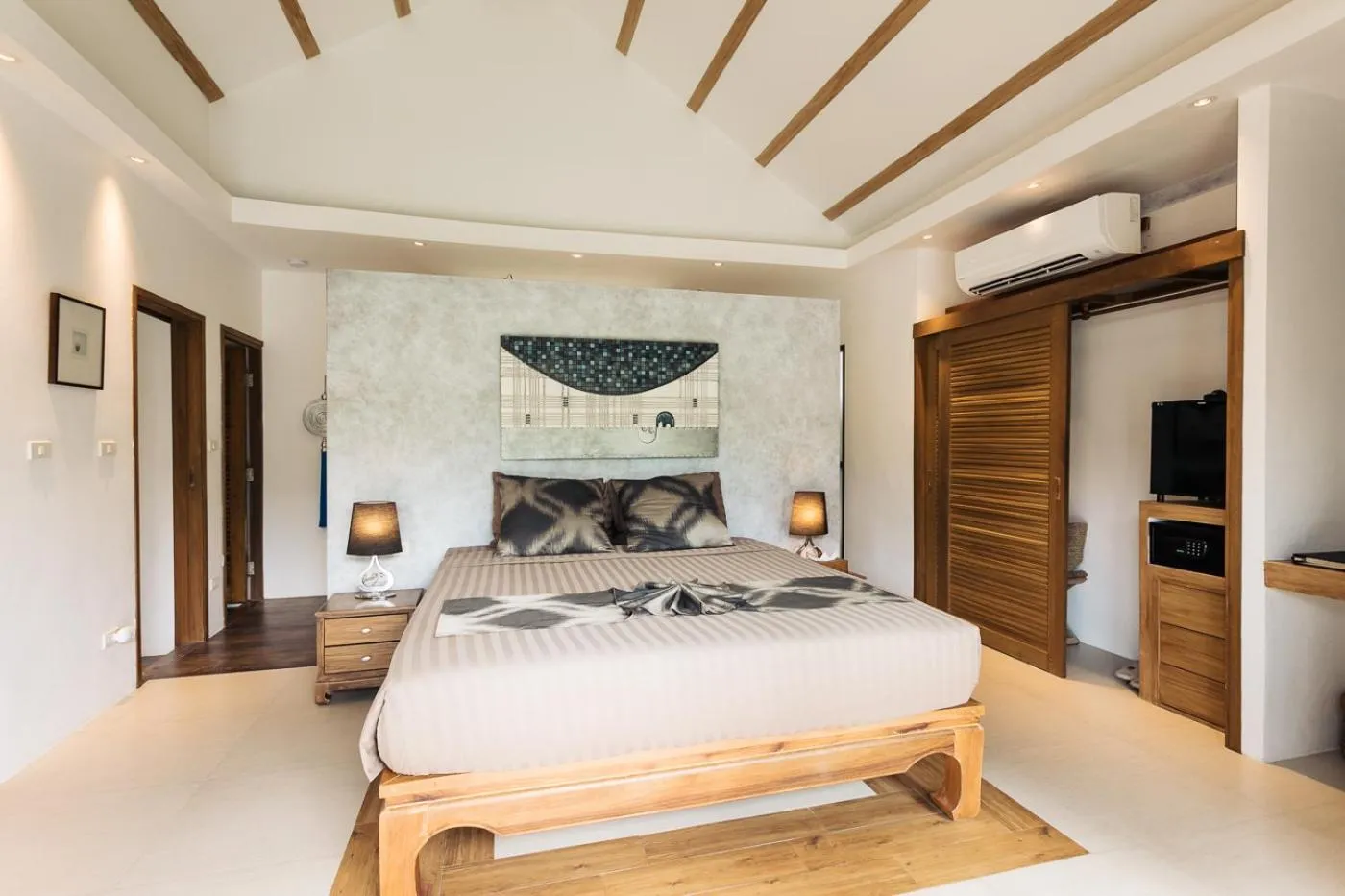 Bed in Khwan Beach Resort - Luxury Glamping and Pool Villas Samui - Adults Only - SHA Extra Plus