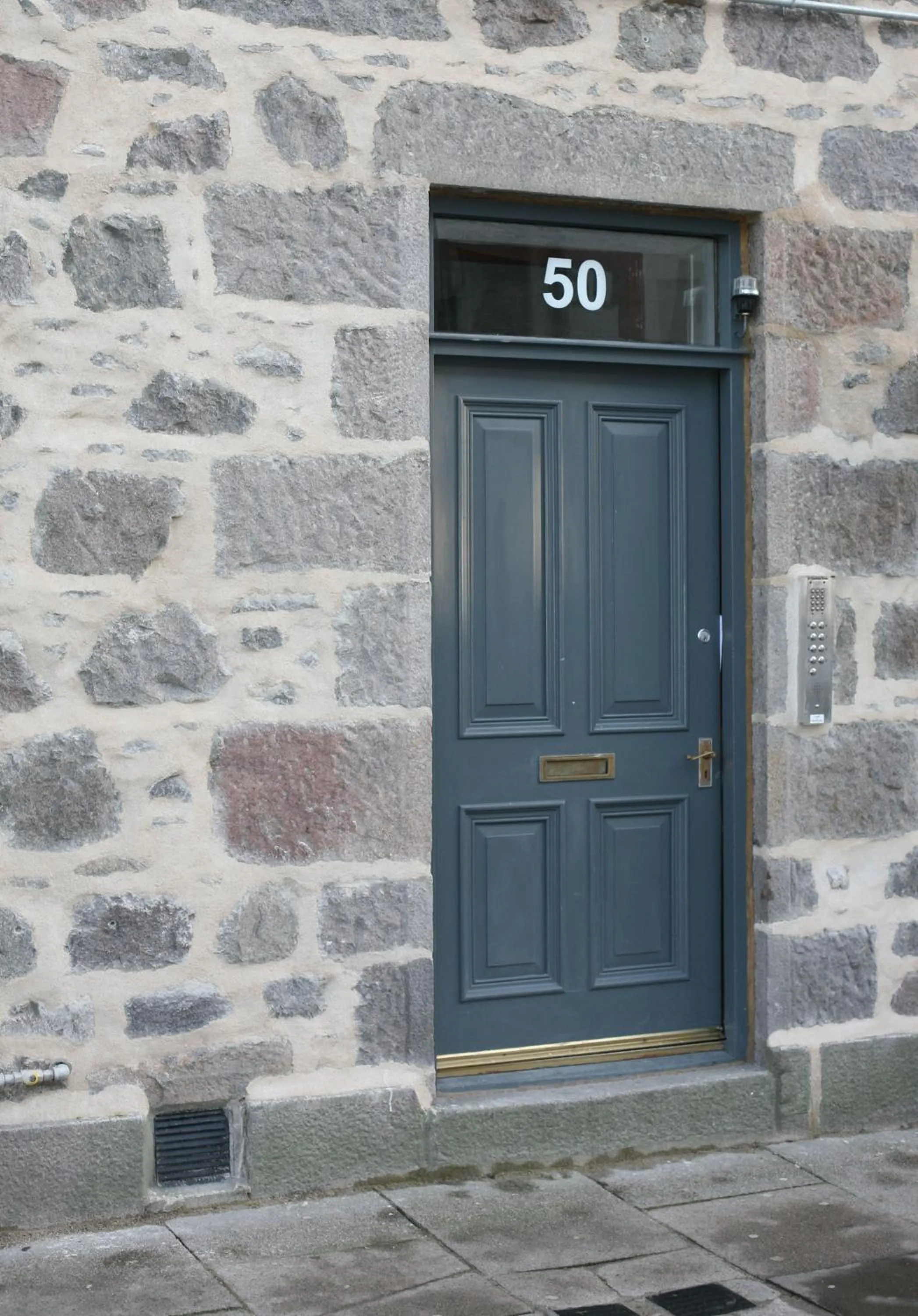 Facade/entrance in Aberdeen Serviced Apartments: Charlotte street
