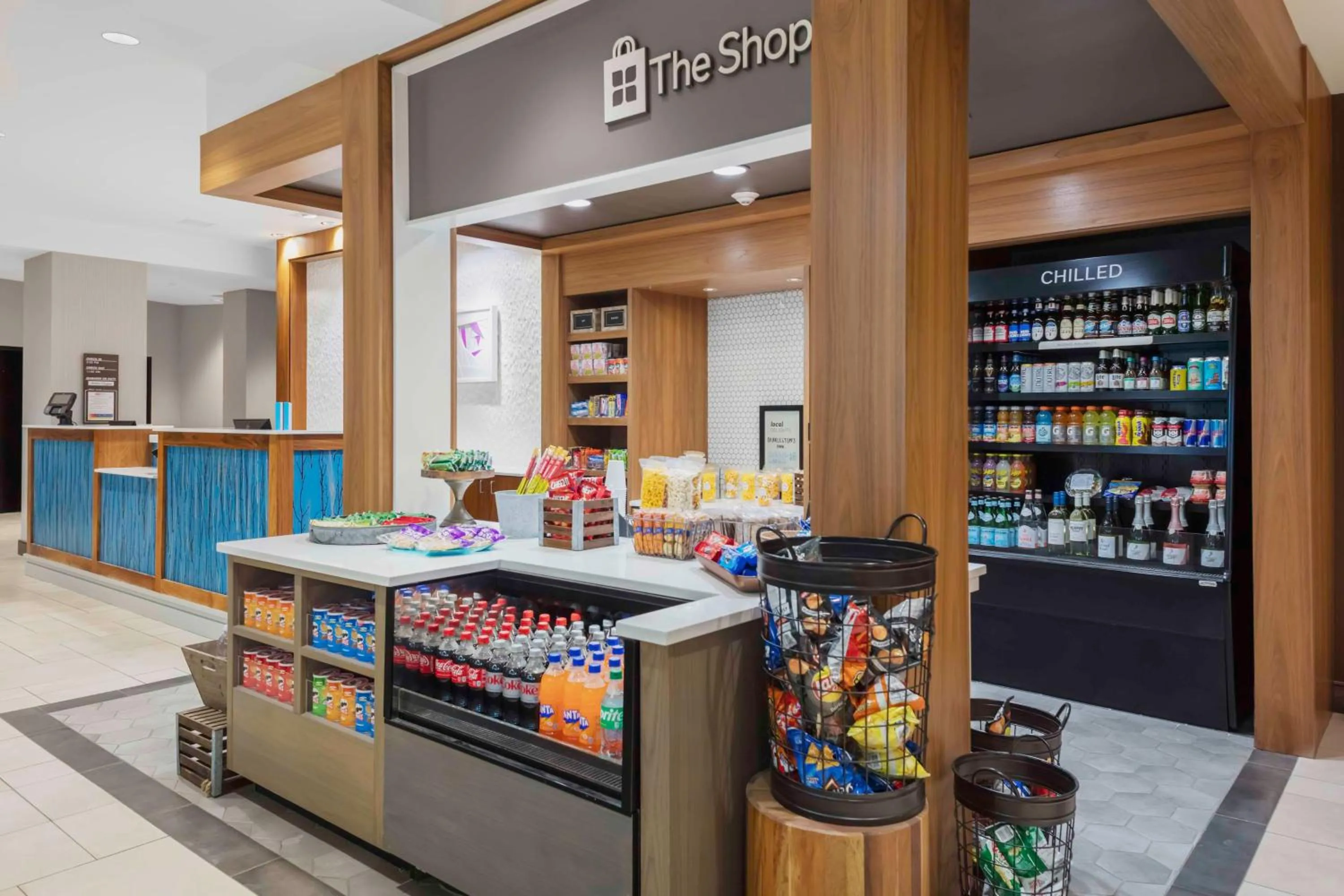 Restaurant/places to eat in Hilton Garden Inn Charleston / Mt. Pleasant