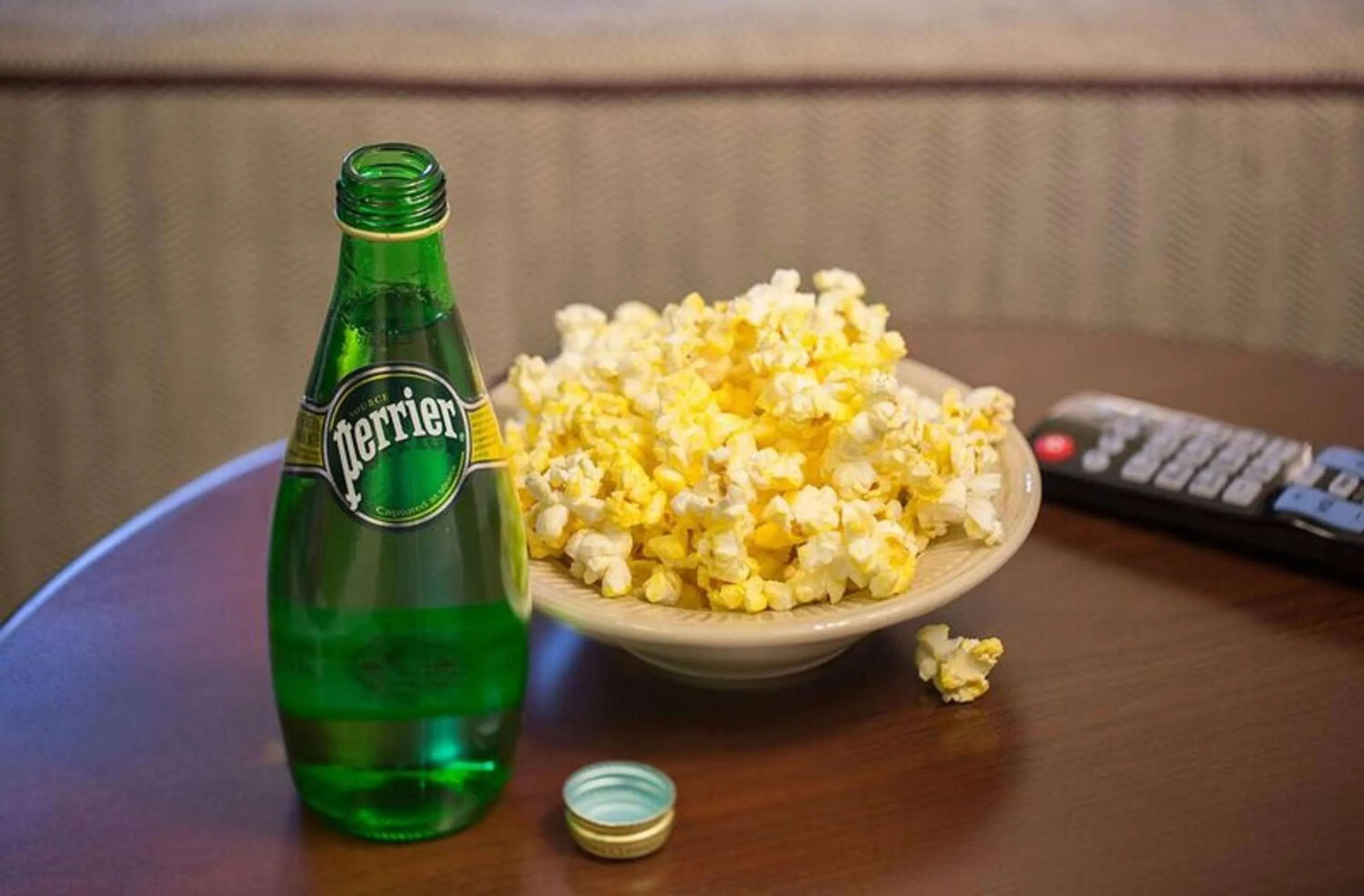 Bed in Embassy Suites Saratoga Springs