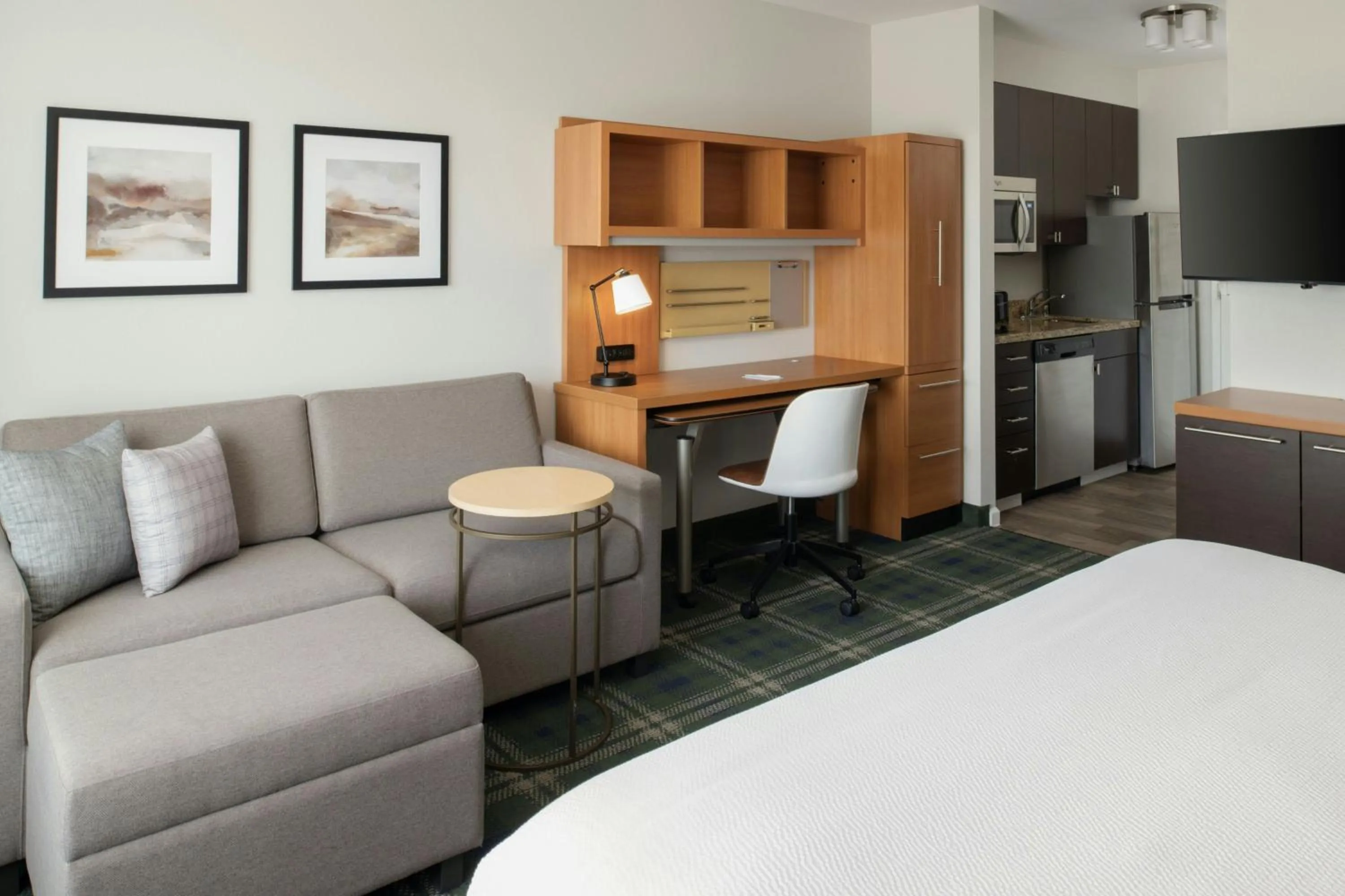 Photo of the whole room, Bed in TownePlace Suites by Marriott Billings