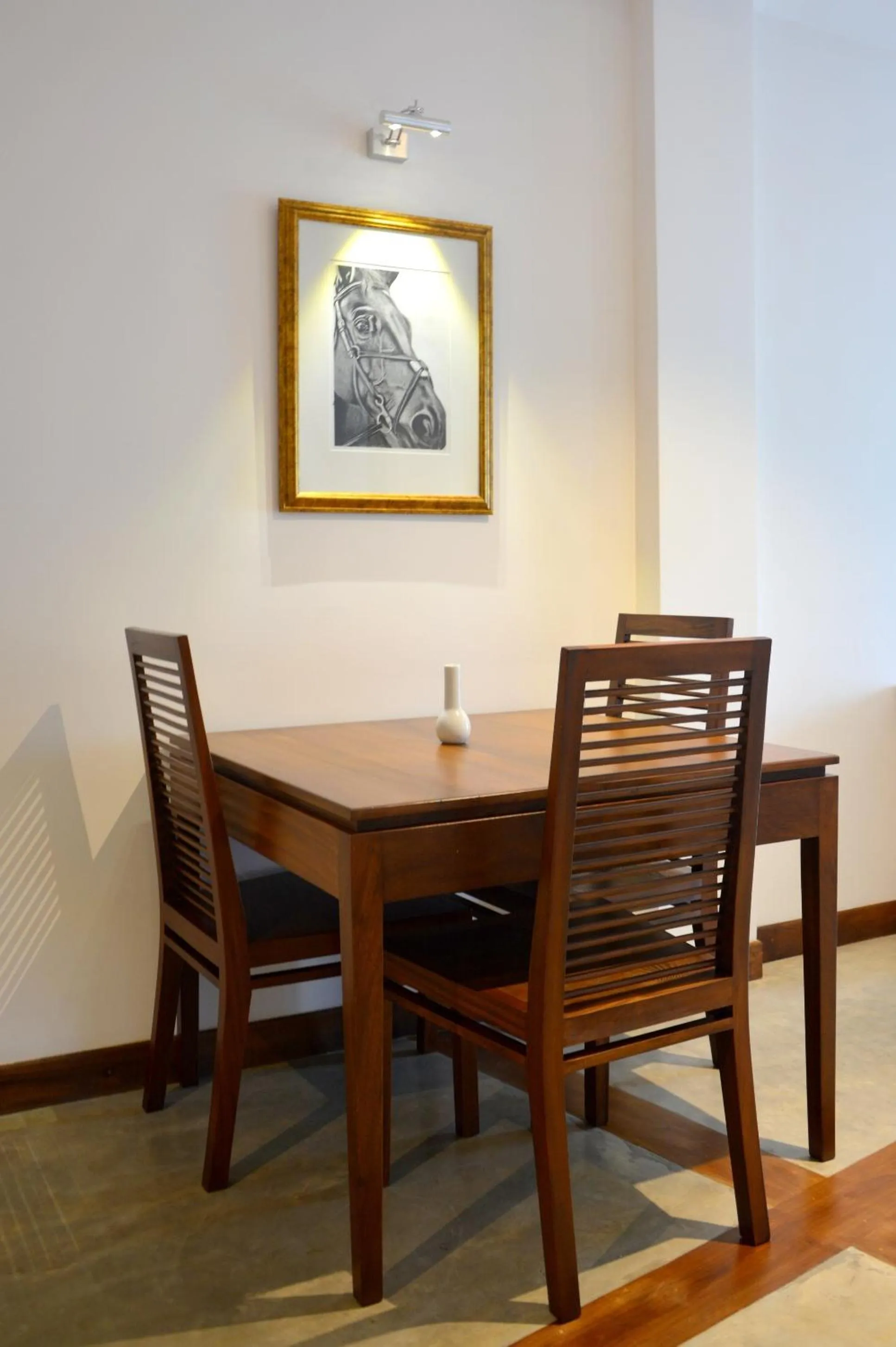 Dining area in Refresh Hotel Hikkaduwa
