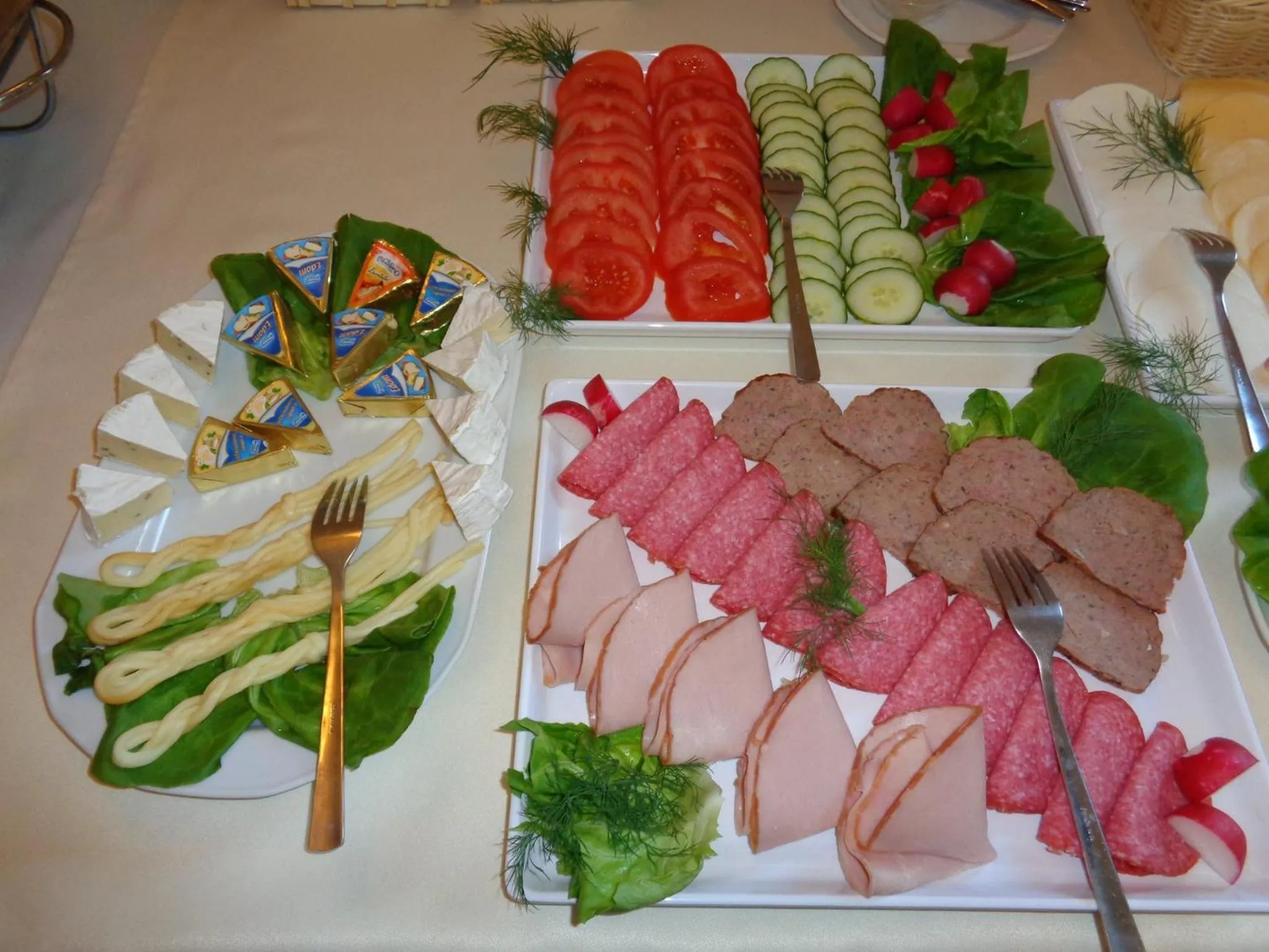 Buffet breakfast in Artemis