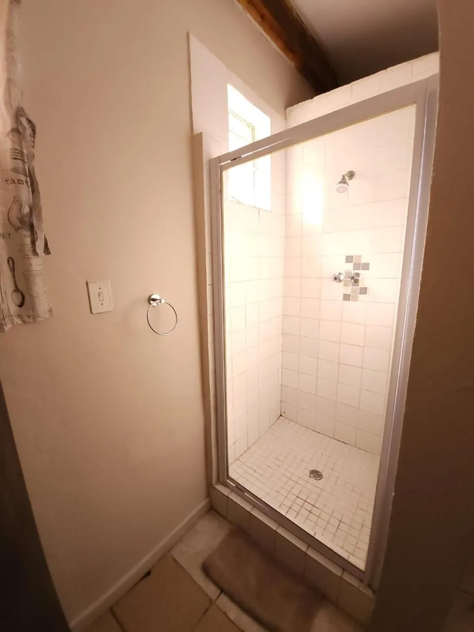 Shower in Rusplek Guesthouse and Conference Centre