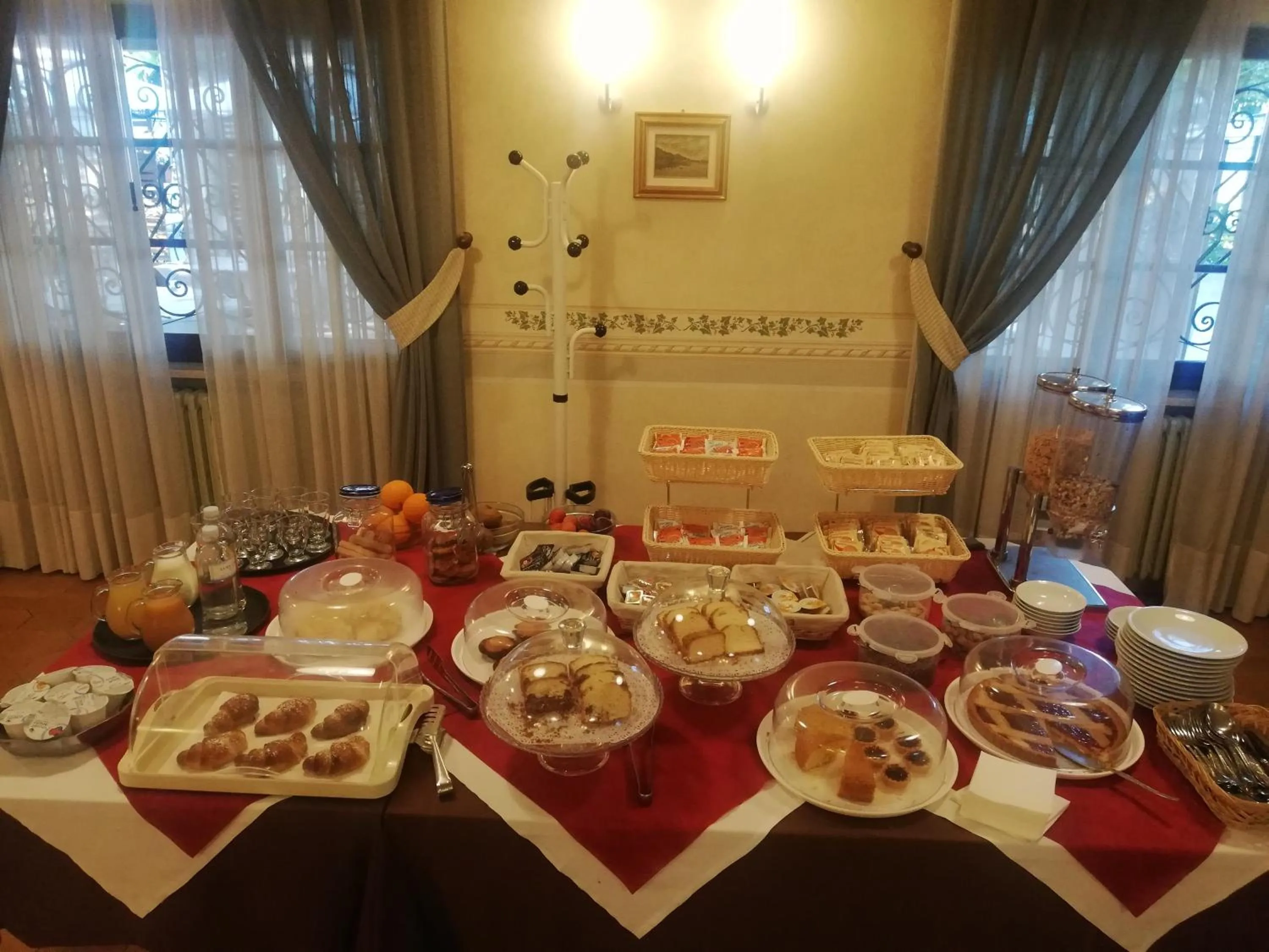 Breakfast in Ristorante Albergo San Michele