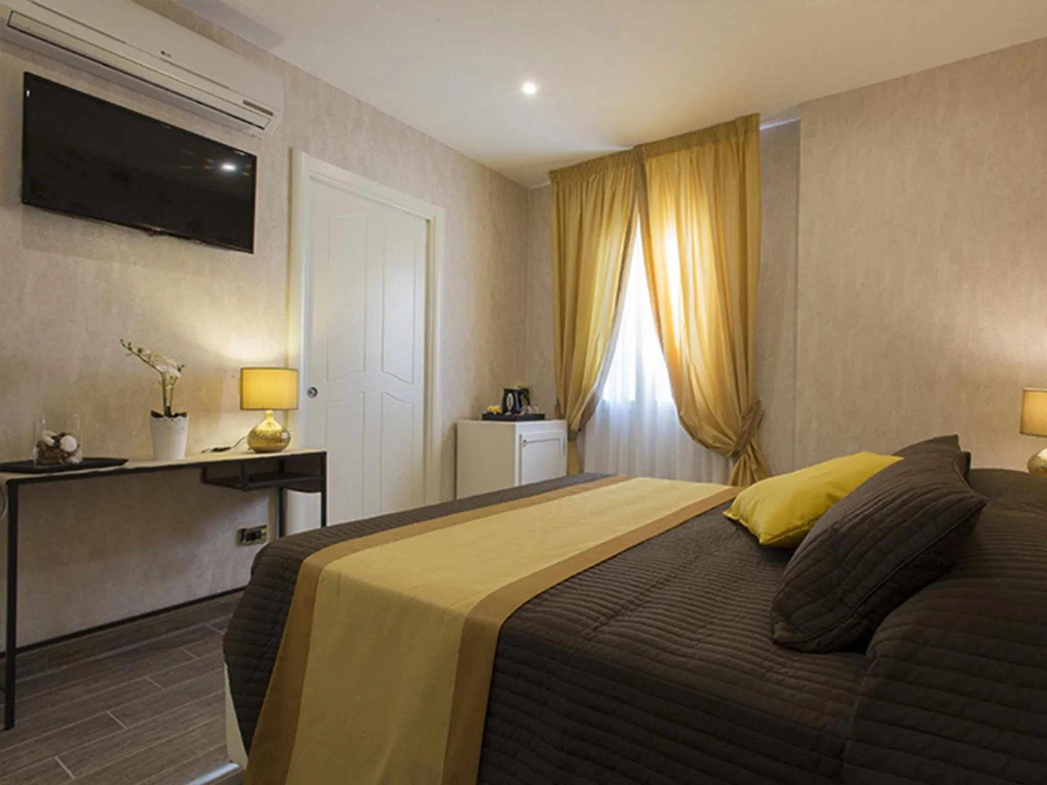 Photo of the whole room, Bed in Locanda di Mosconi