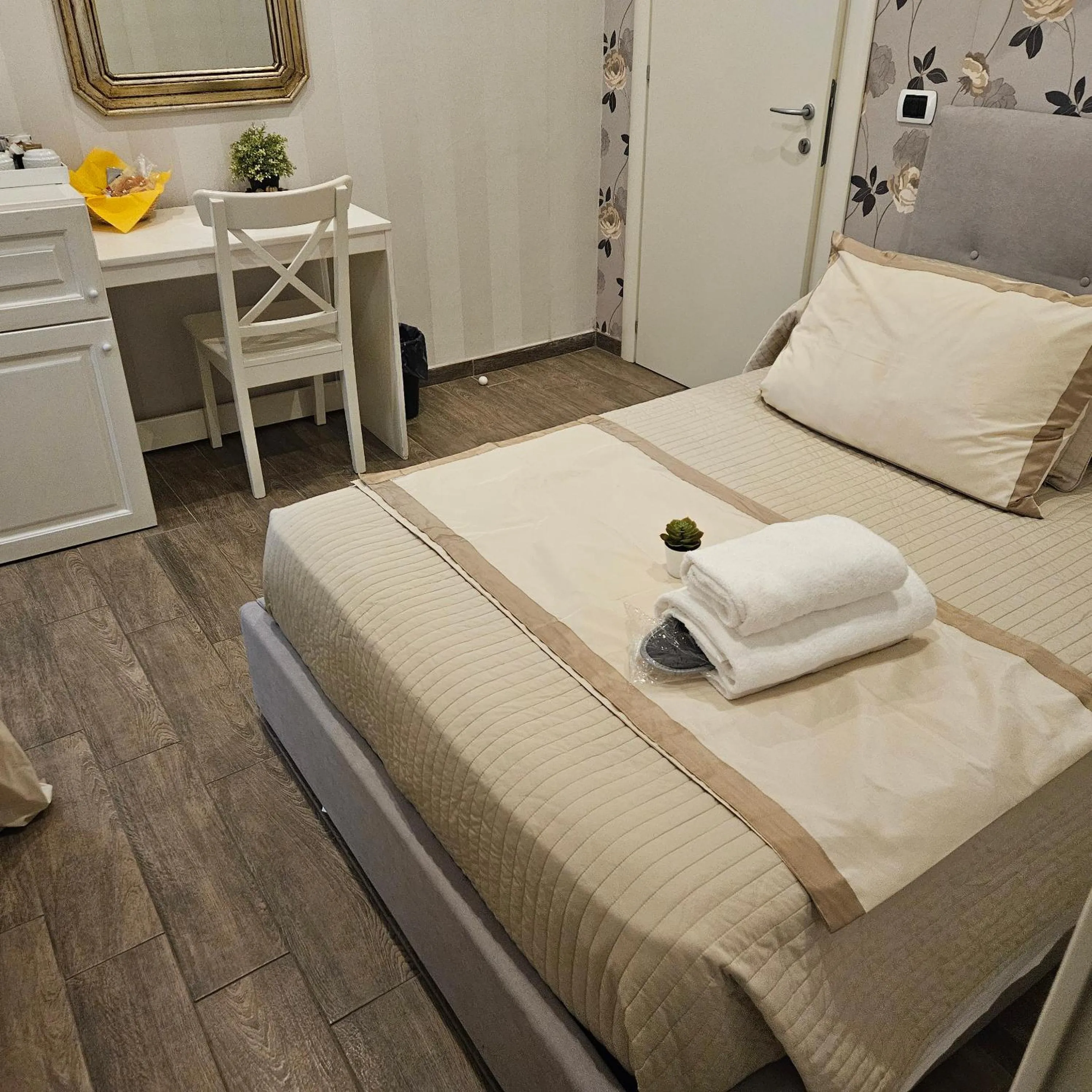 Photo of the whole room, Bed in Locanda di Mosconi