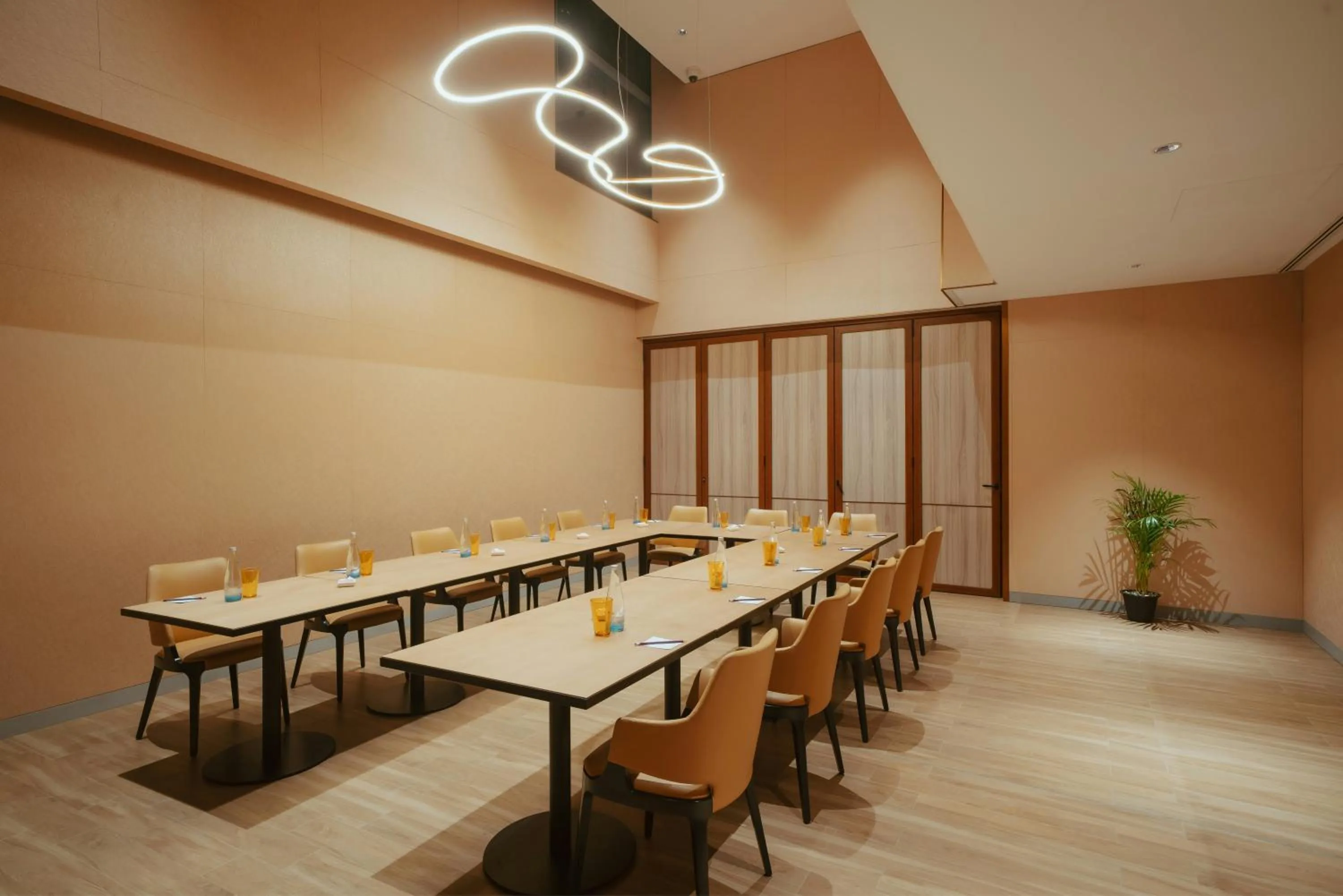 Meeting/conference room in Kandy Myst by Cinnamon