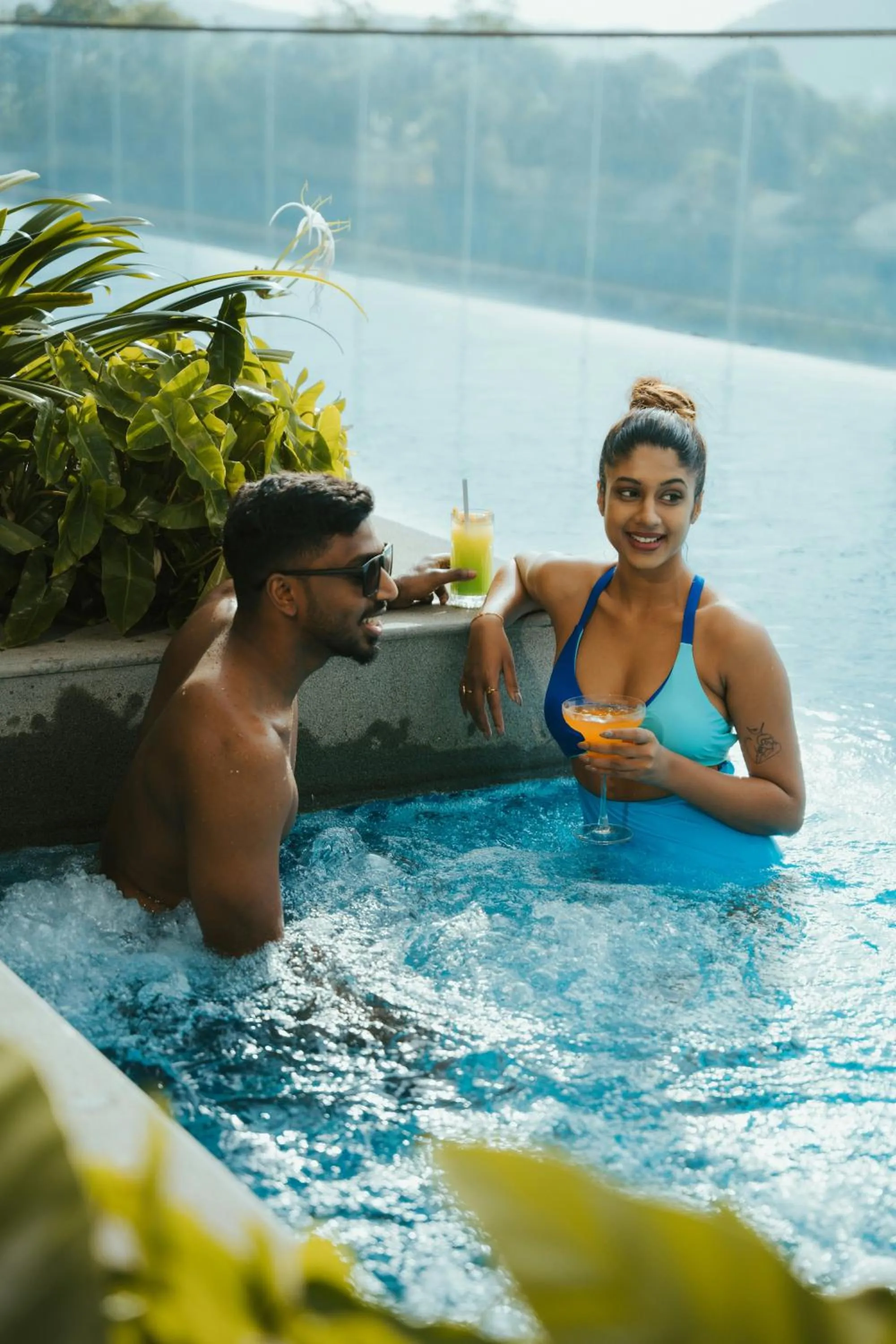 Swimming pool in Kandy Myst by Cinnamon