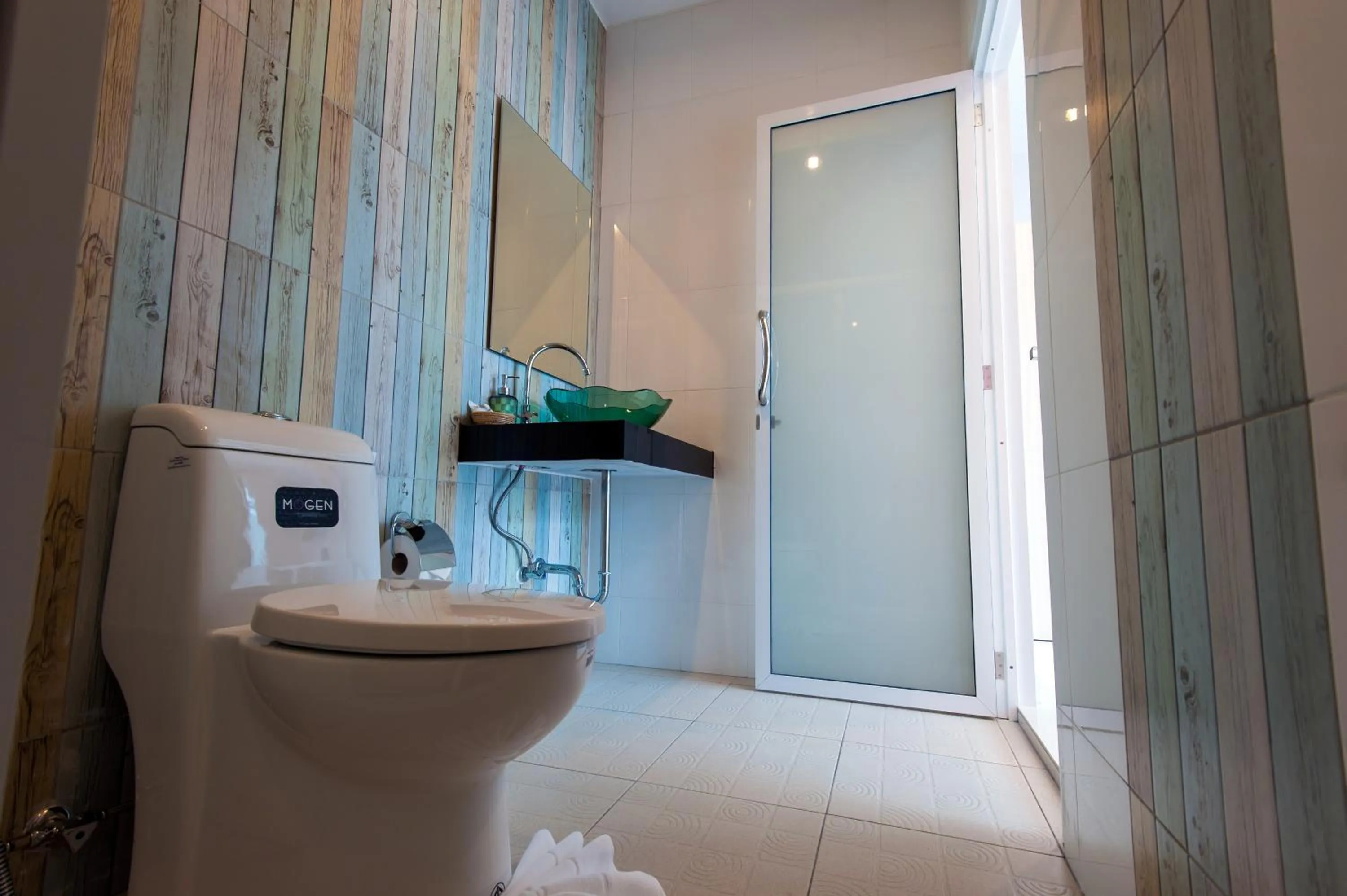 Bathroom in Jinda Resort