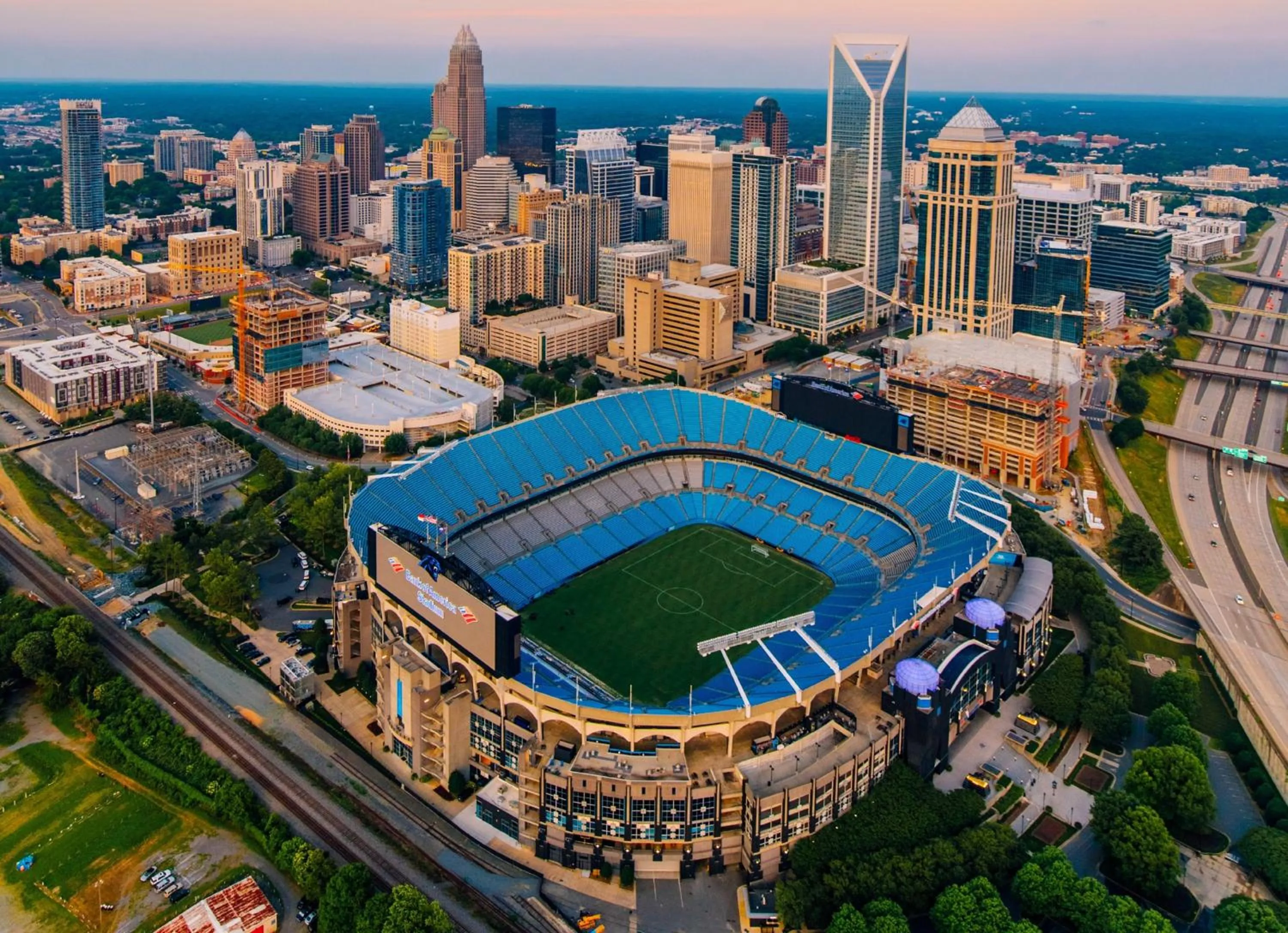 Area and facilities in Holiday Inn Express & Suites Charlotte North by IHG