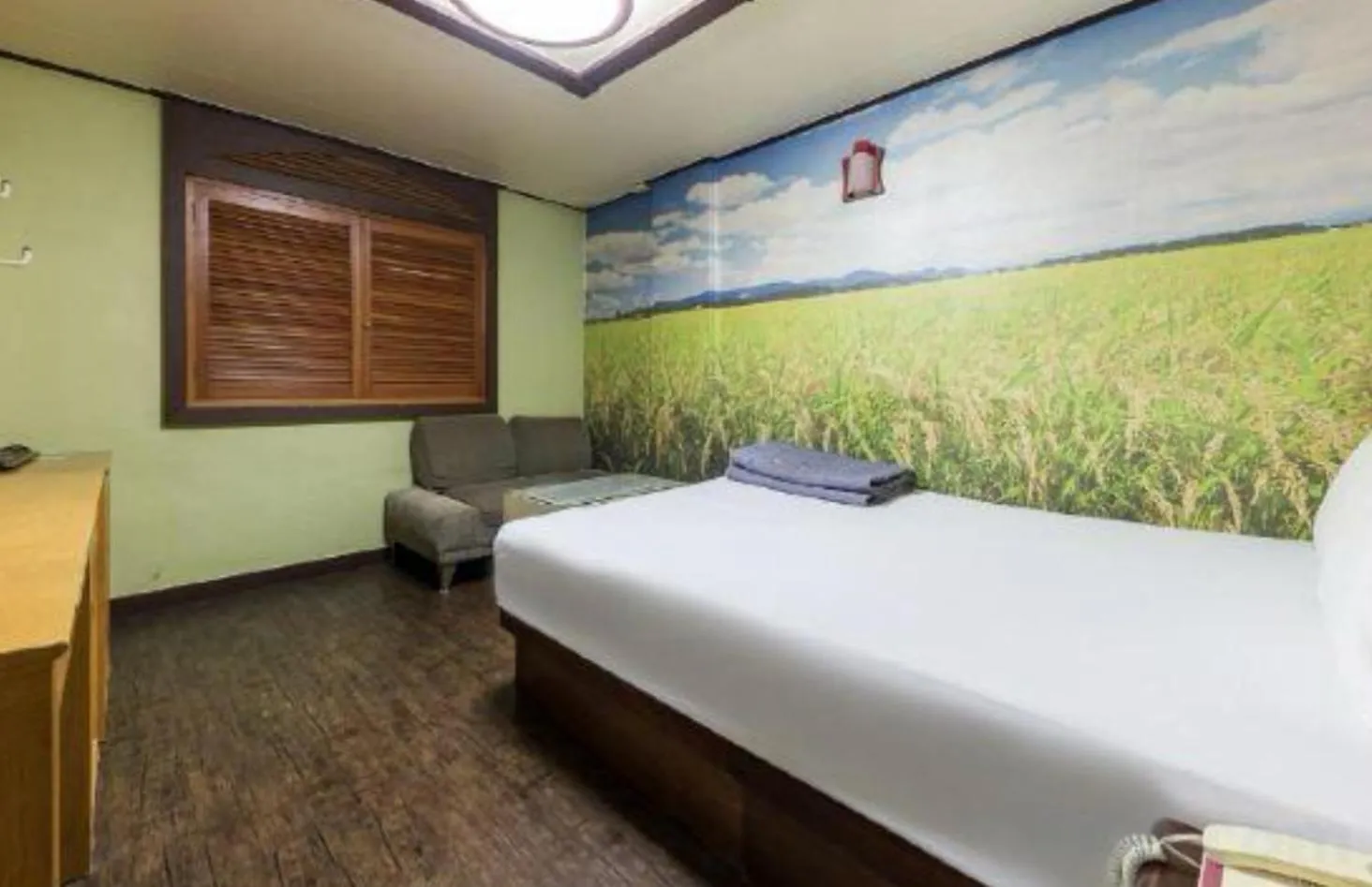 Bed in Cheonan Terminal Comodo